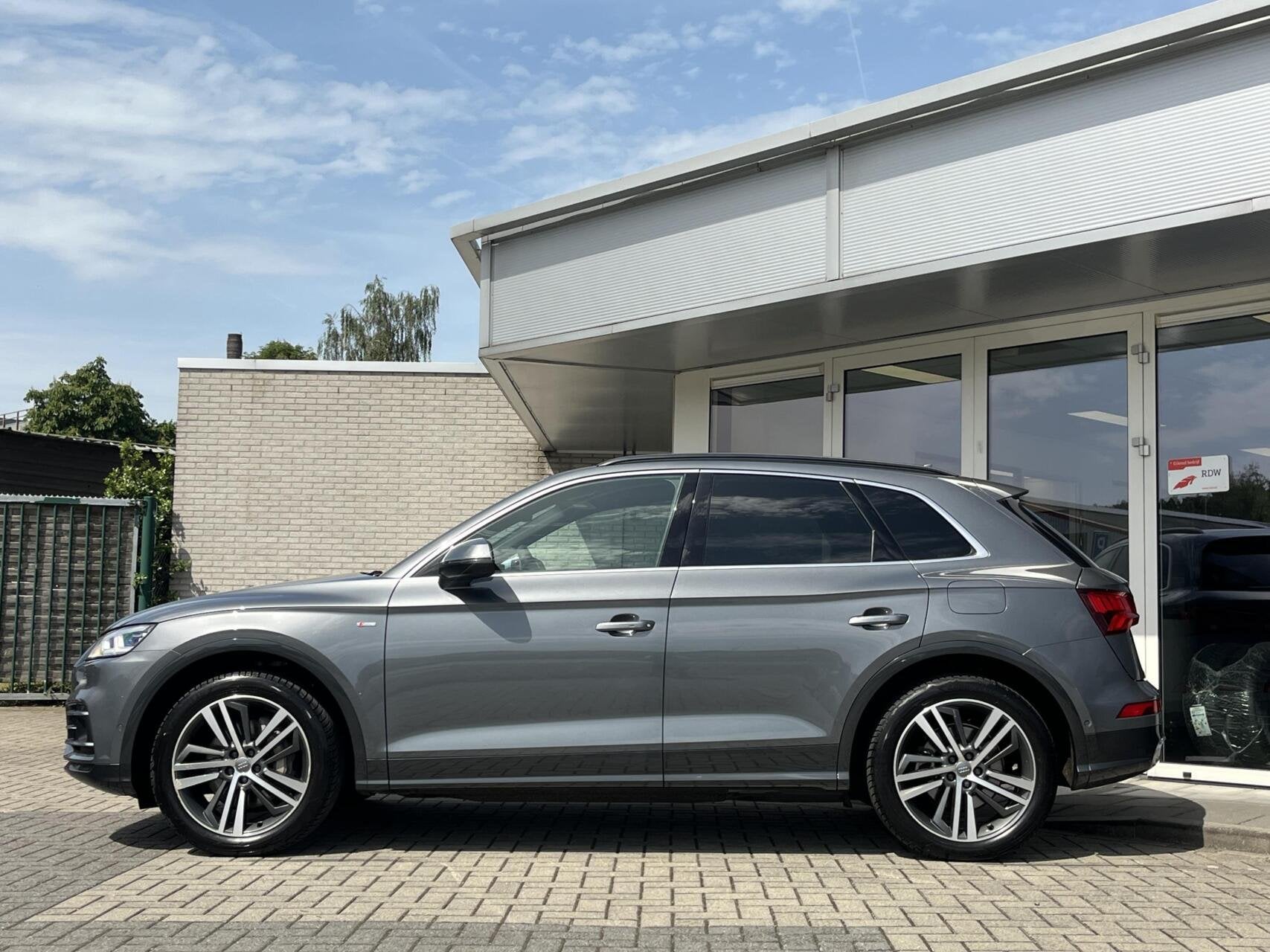 Audi Q5 55 TFSI E 367PK S-LINE TREKHAAK+KEYLESS+MATRIX+LUCHT, Automaat, 4 cilinders, Plug-in hybride, Bedrijf