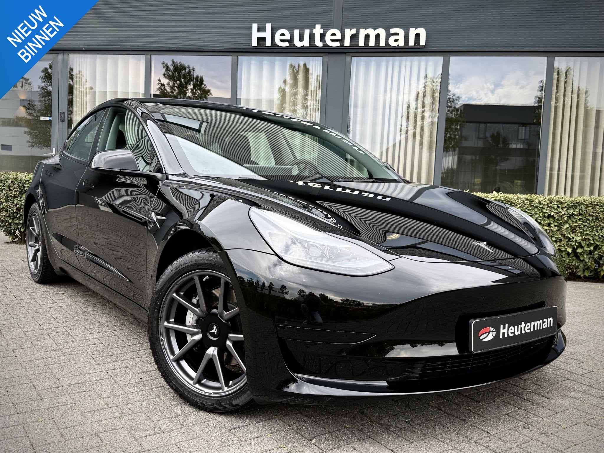 Tesla Model 3 Standard RWD Plus LFP/ Pano/ Leder, Automaat, 238 pk, Gebruikt, Zwart