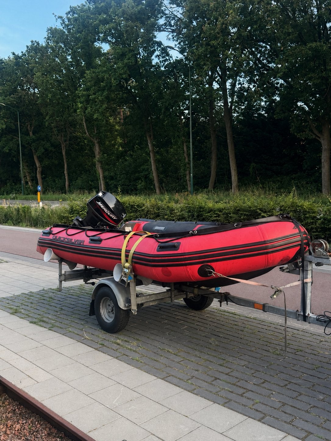 Quicksilver 365 rubber opblaas boot rood met trailer, Ophalen, Zo goed als nieuw, Overige typen