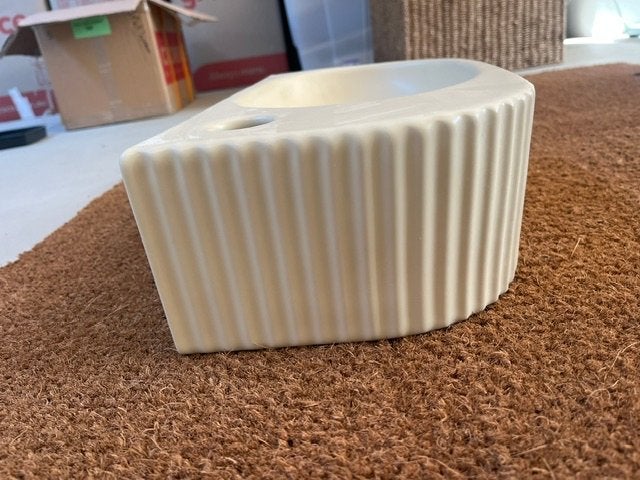 QeramiQ Blend Fontein Wastafel Crème Ribbel 40x22x12cm, Ophalen, Nieuw, Wastafel