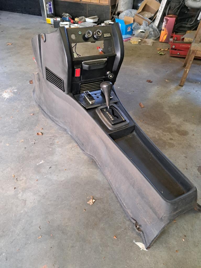 Mercedes w114/w115 midden console, Auto-onderdelen, Ophalen, Scania