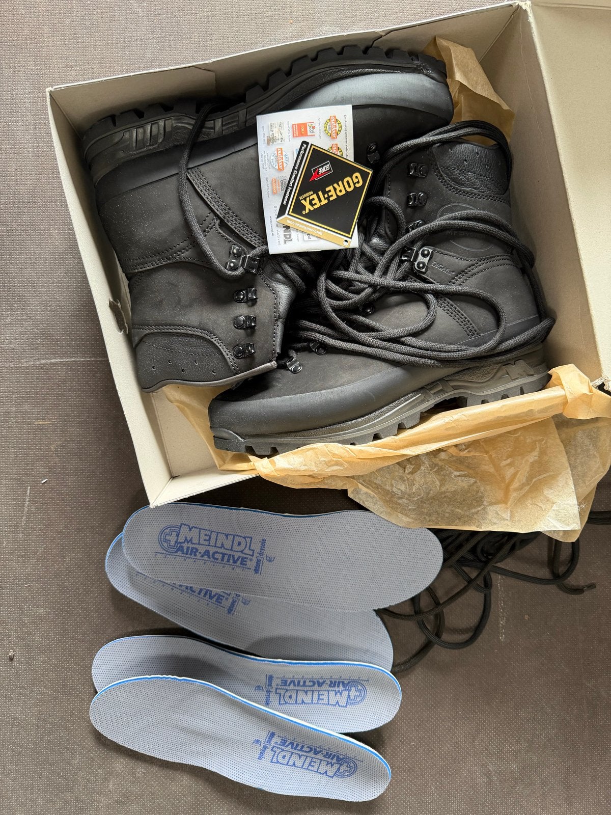 Nieuwe Meindl Gevecht M1 Gore-Tex wandelschoenen 43 / 275 B, Sport en Fitness, Bergsport en Wandelen, Ophalen, Nieuw, Schoenen