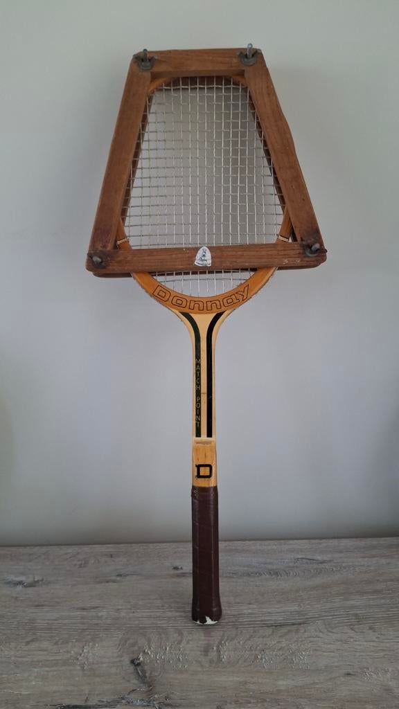 Vintage houten tennisracket Donnay met houtpers, Ophalen