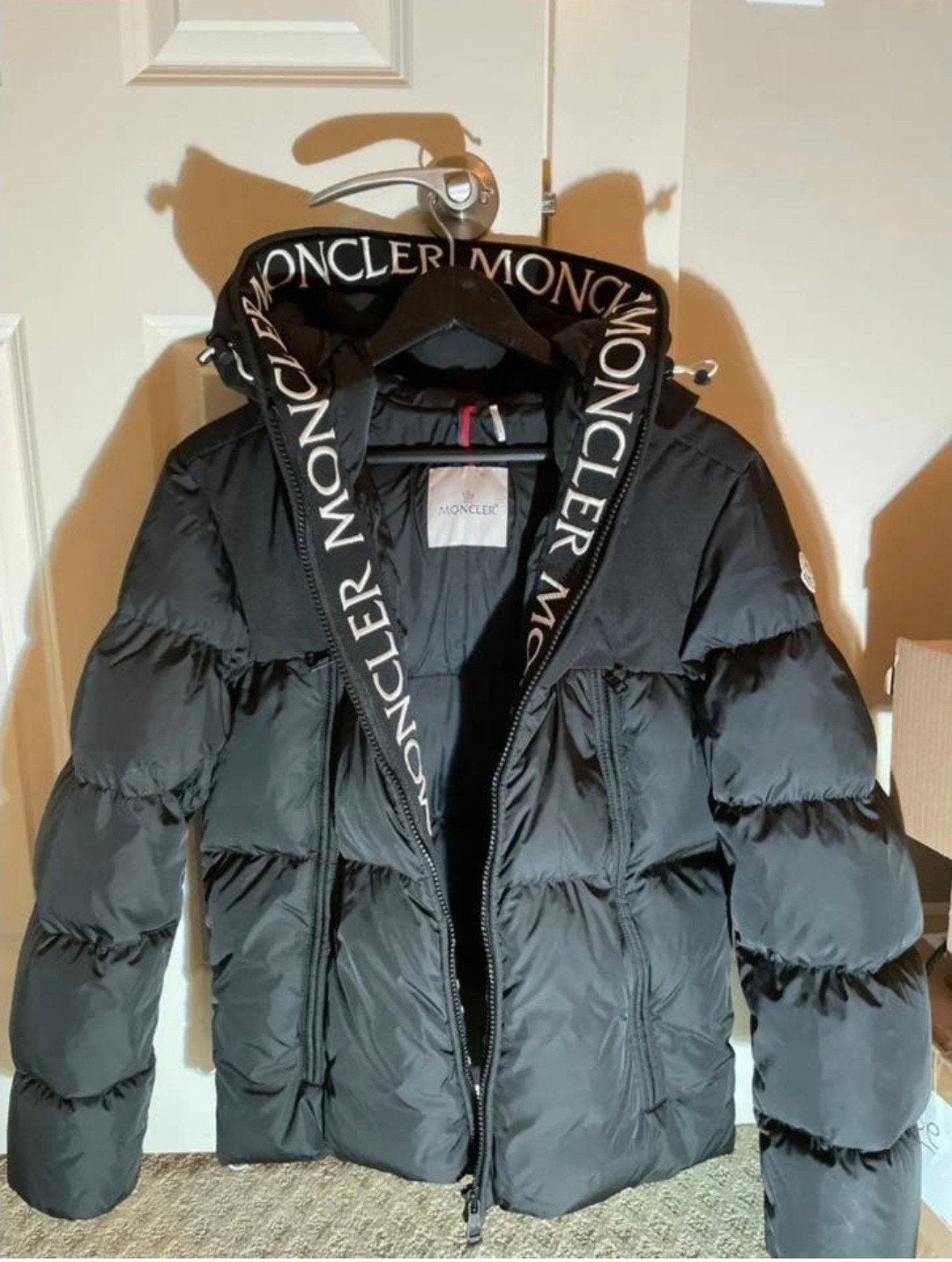 Moncler jas maat S & Asics Gel Kayano 14 maat 44, Kleding | Dames, Jassen | Winter, Moncler, Ophalen of Verzenden, Nieuw, Maat 36 (S)