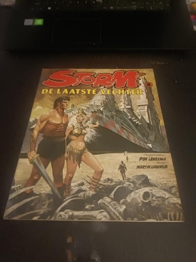 Storm - De Laatste Vechter (De Kronieken van Pandarve deel 2, Eén stripboek, Ophalen of Verzenden, Gelezen, Don Lawrence, Martin Lodewijk