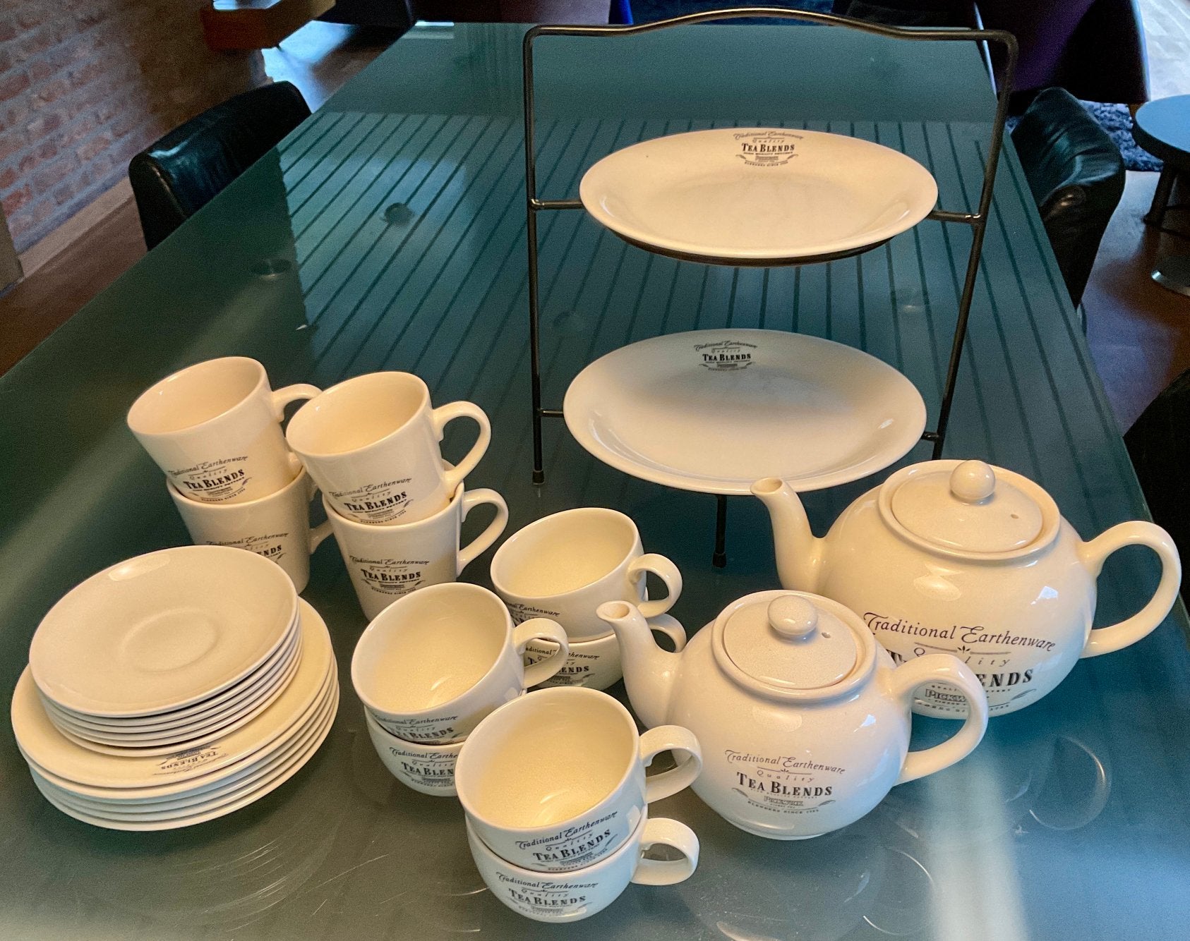Johnson Bros voor Douwe Egberts ‘high tea’ theeservies, Ophalen of Verzenden