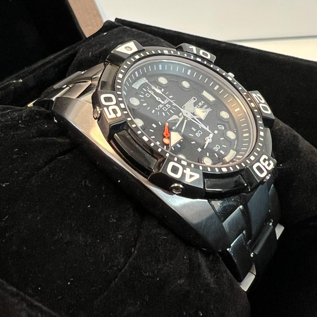 Seiko Velatura Chronograph Scuba Diver 200M 7T92-0JT0, Seiko, Zo goed als nieuw, Support@seiko.com, 5-11, Akasaka 2-chome
Minato-ku, Tokyo 107-0052
Japan