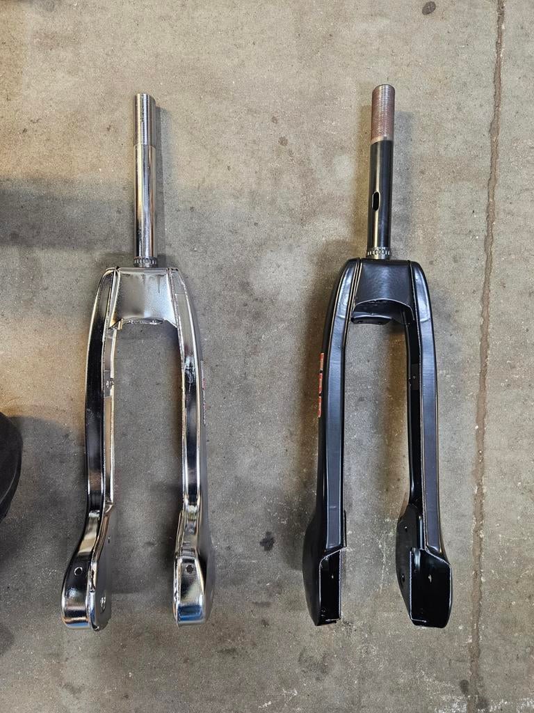 Vespa Ciao ebr voorvork chroom en zwart., Fietsen en Brommers, Brommeronderdelen | Snorfietsen, Ophalen of Verzenden, Nieuw, Frame