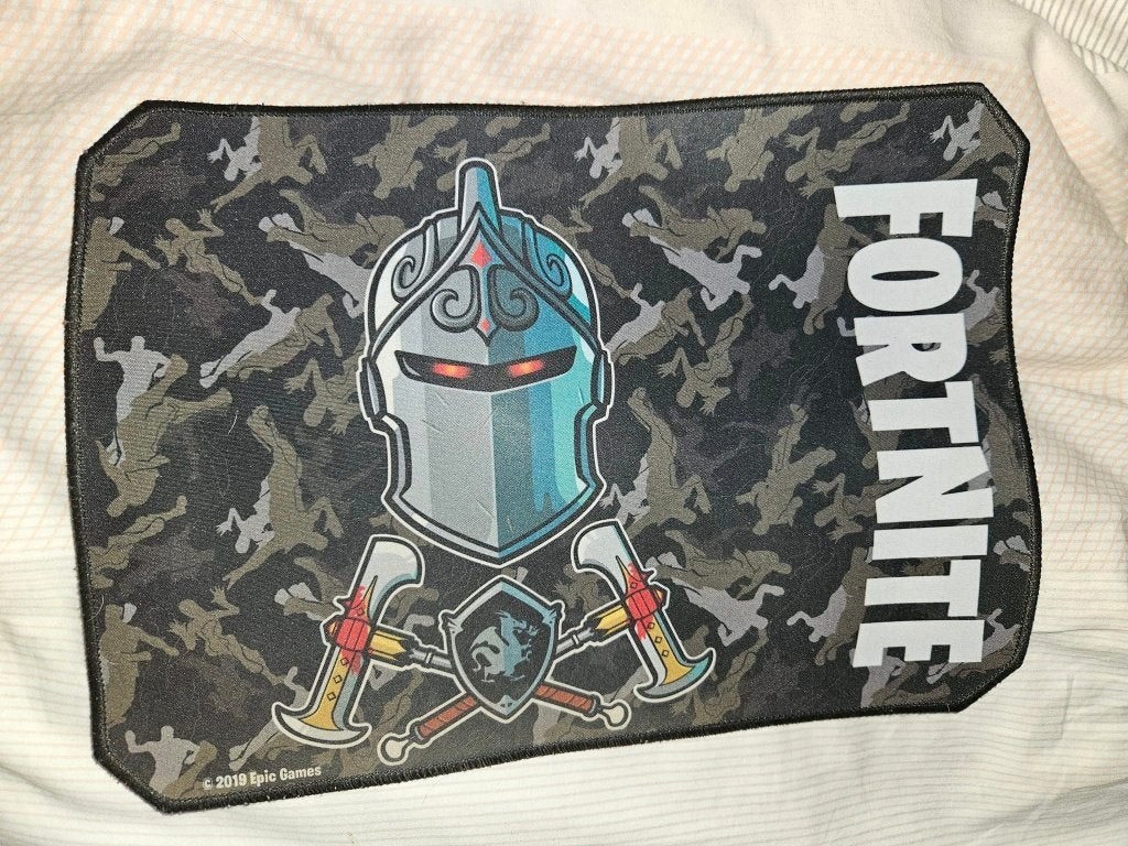Fortnite Gaming Muismat - Zo goed als nieuw, Ophalen of Verzenden, Gaming muismat, Zo goed als nieuw, Fortnite (Epic Games)