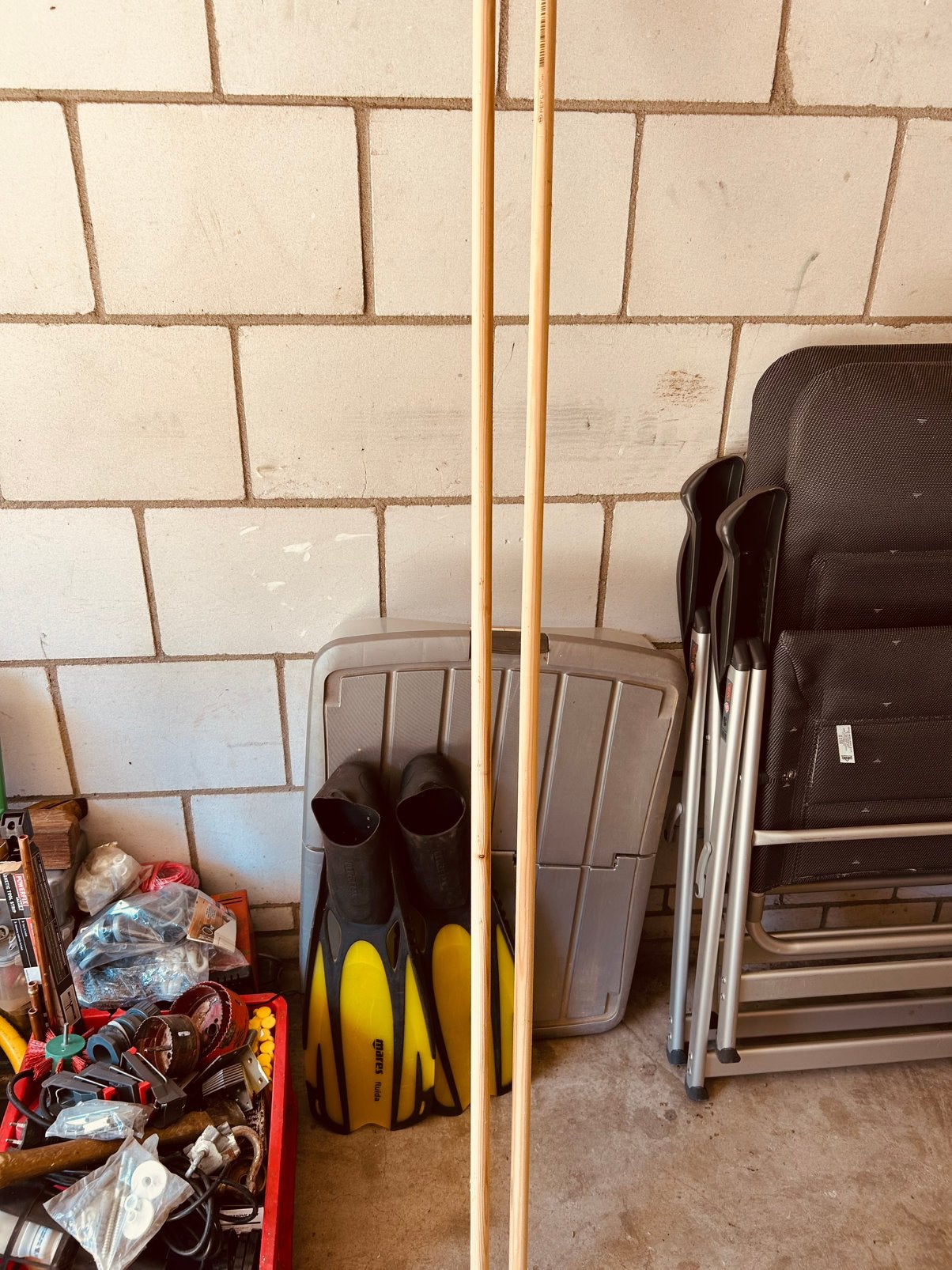 Houten ronde stokken, Ophalen, Zo goed als nieuw