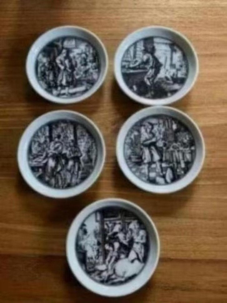 5 onderzetters/ petit four bordjes.Mosa Maastricht ( vintage, Ophalen of Verzenden, Zo goed als nieuw