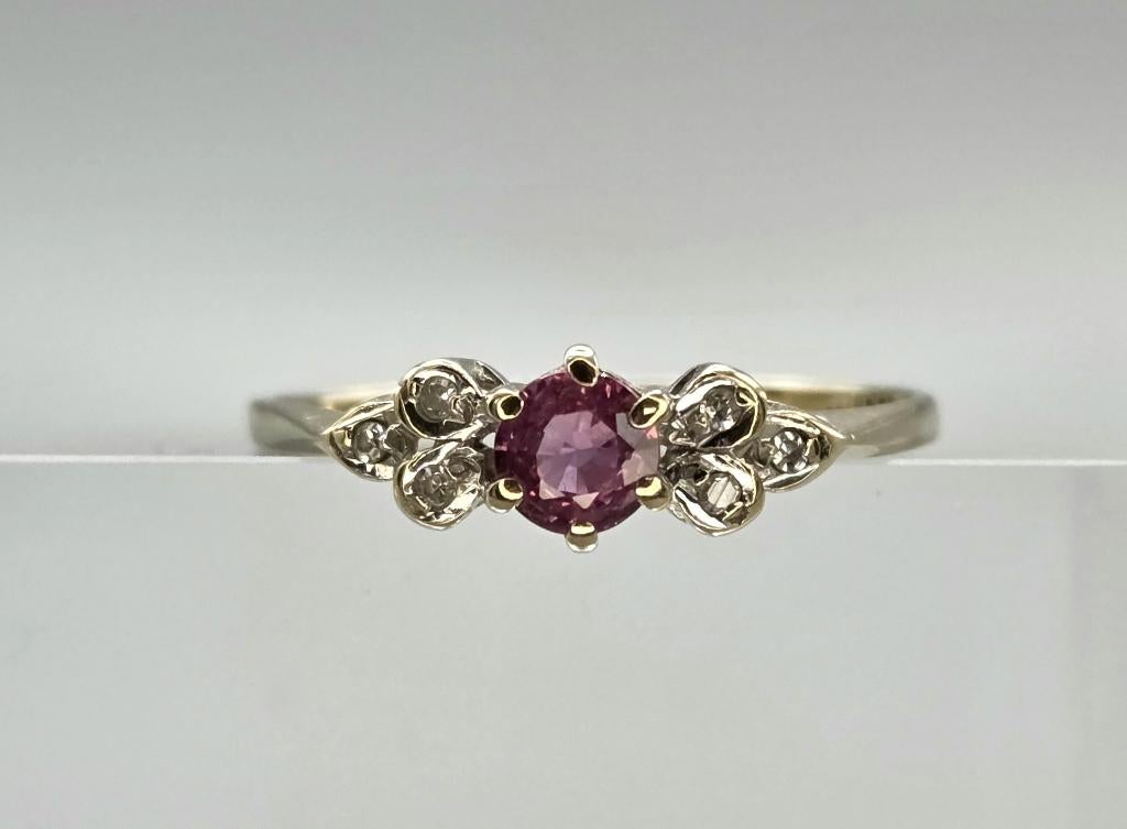 Gouden Vintage ring roze saffier en diamant. 2026/232., 18 tot 19, ., Nieuw, Ophalen of Verzenden