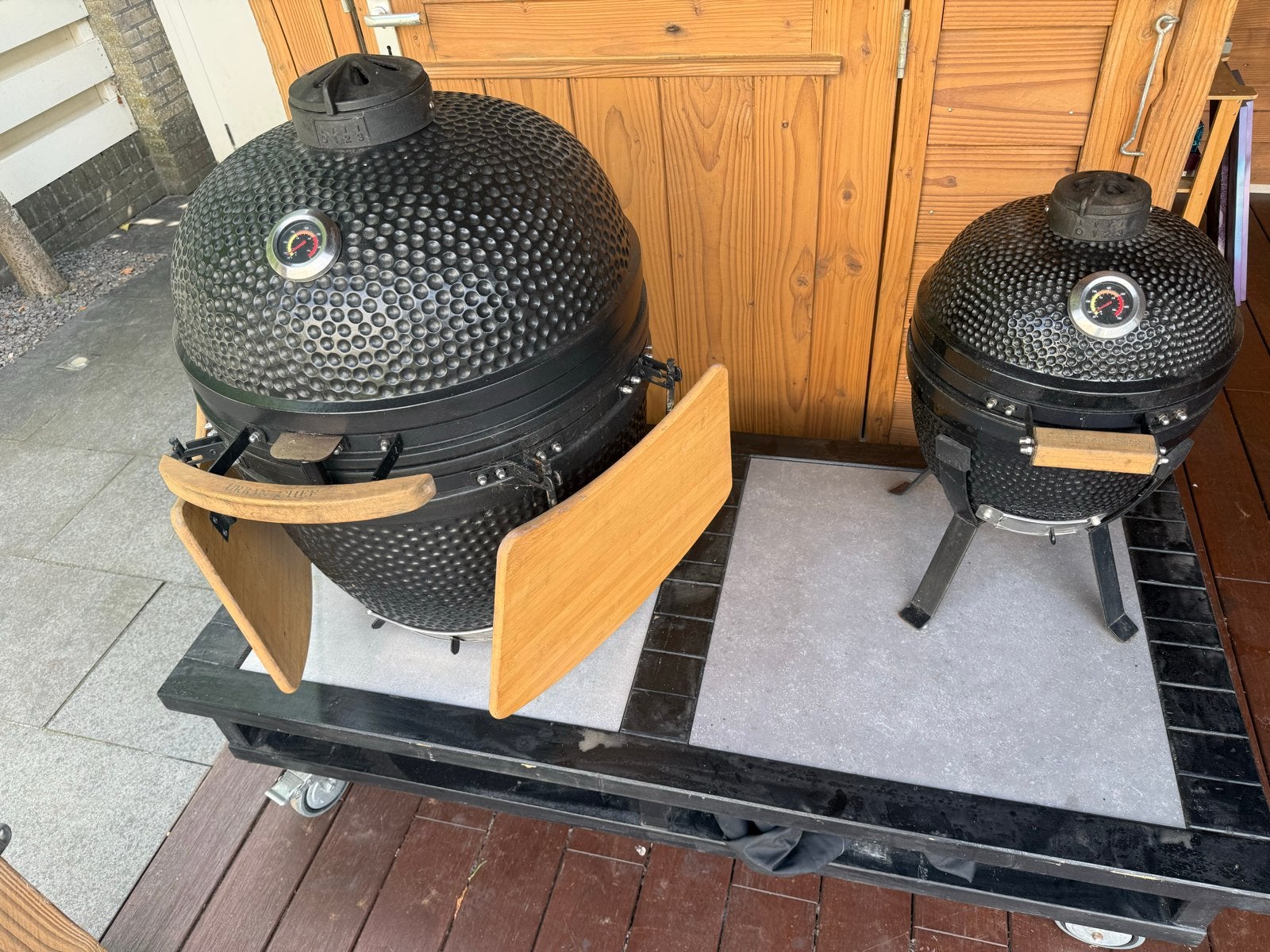 Kamado BBQ Urban Chef Large & Extra Small met tafel, Ophalen, Gebruikt