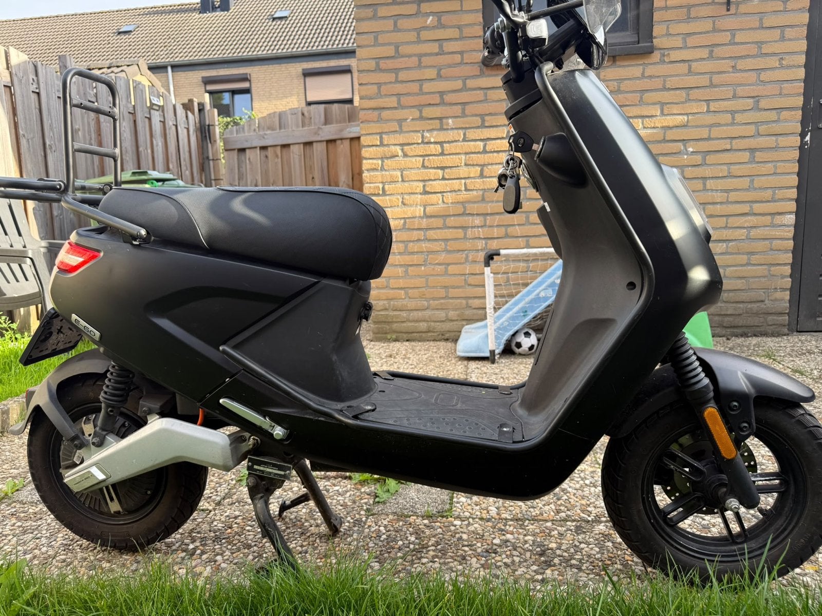 IVA E-GO S4 | 25 km/u | Matzwart | Weinig gebruikt + extra’s, Ophalen, Zo goed als nieuw, Elektrisch, Overige merken