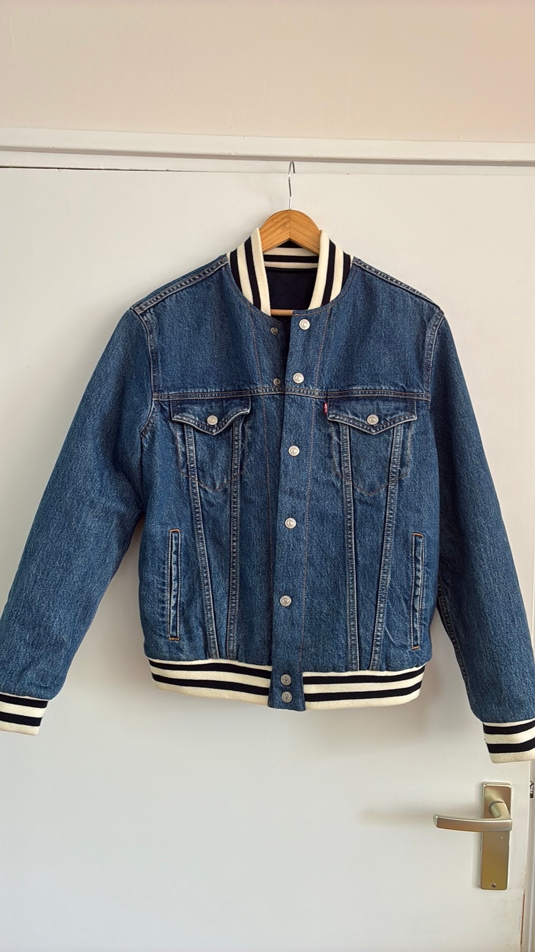 Levi's omkeerbaar blauw gewatteerd denim bomberjack maat M, Ophalen of Verzenden, Zo goed als nieuw, Blauw