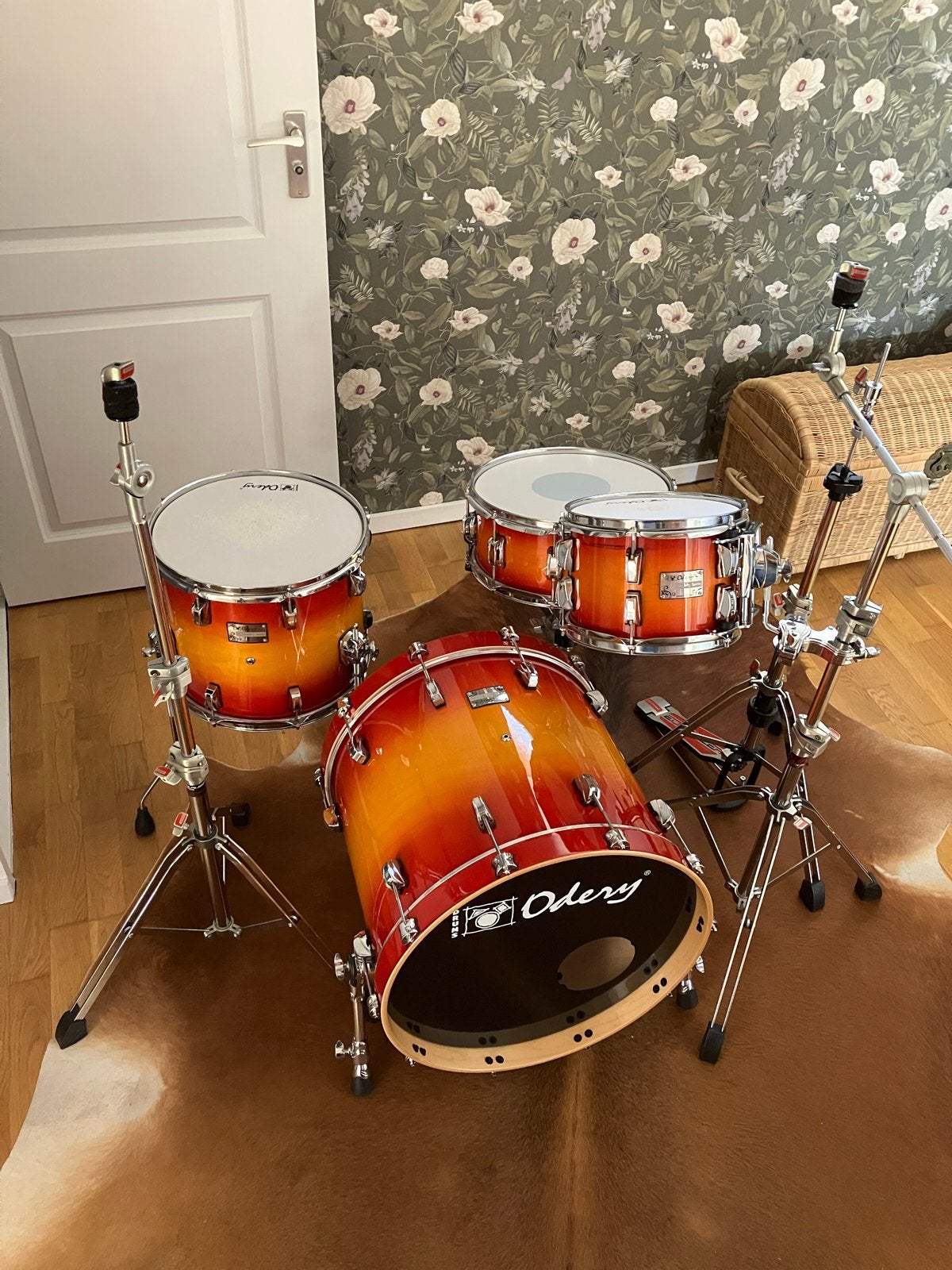 Odery Eyedentity Maple Drumstel met hardware en hoezen, Muziek en Instrumenten, Ophalen of Verzenden, Zo goed als nieuw, Overige merken