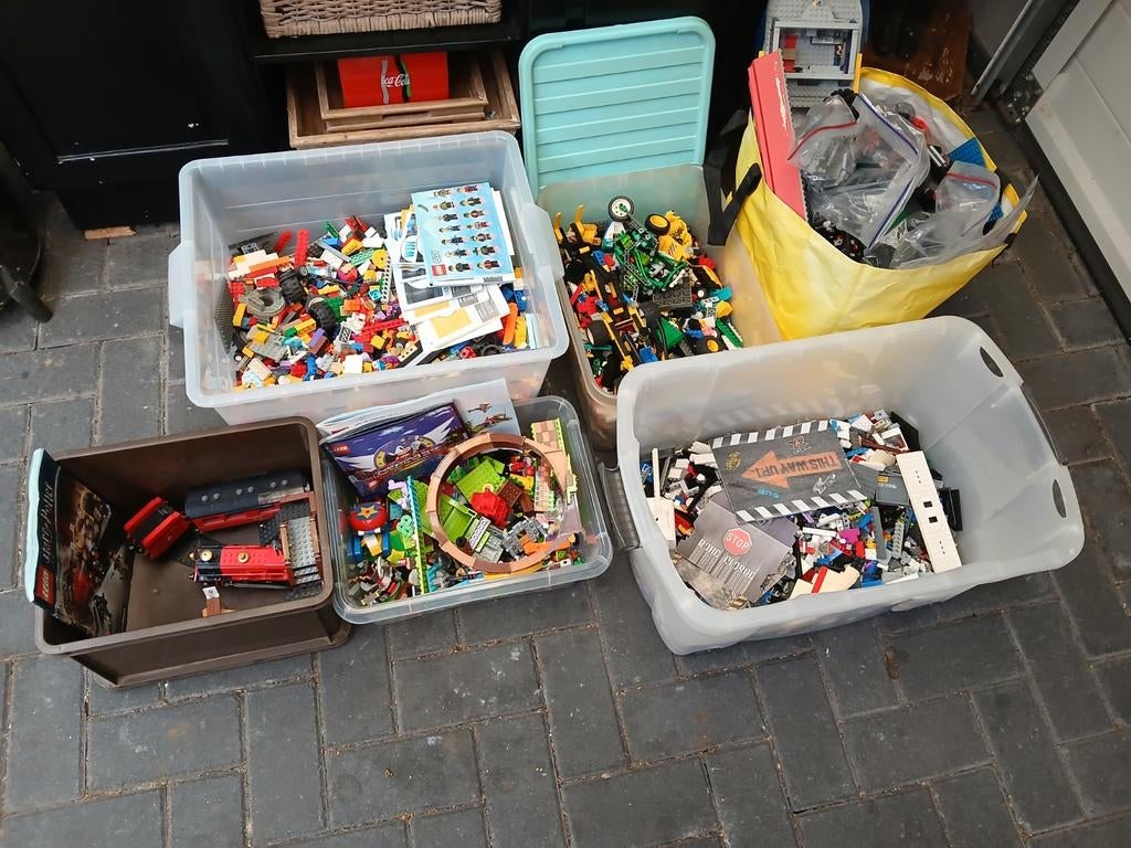 Partij lego, Ophalen