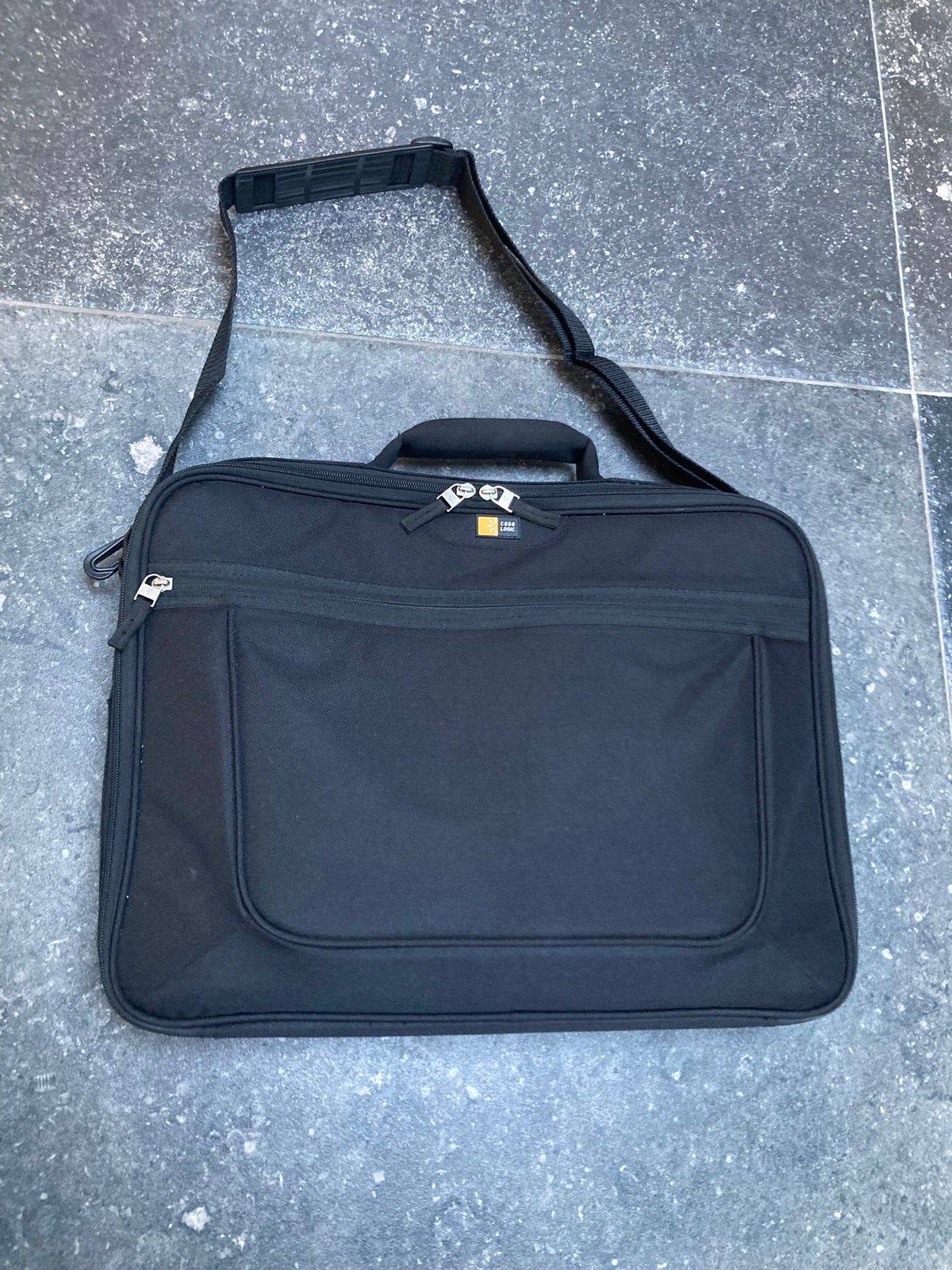 Case Logic Laptoptas 17.3 inch zwart- Nieuwstaat, 17 inch of meer, Ophalen of Verzenden, Zo goed als nieuw, Zwart