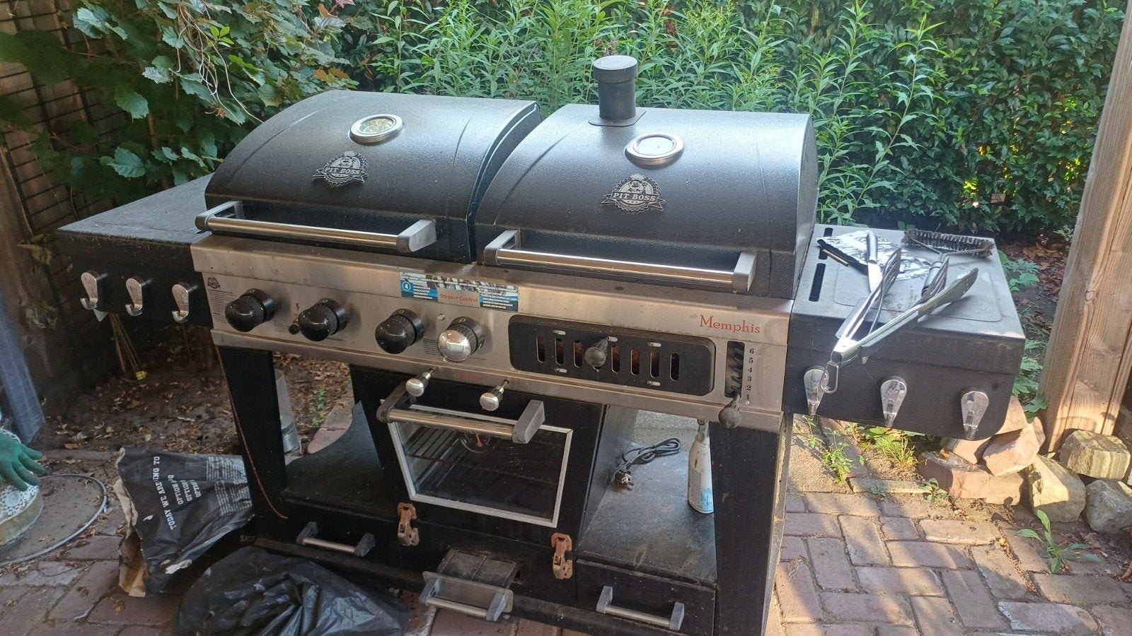 mooie grote bbq, Tuin en Terras, Houtskoolbarbecues, Ophalen of Verzenden
