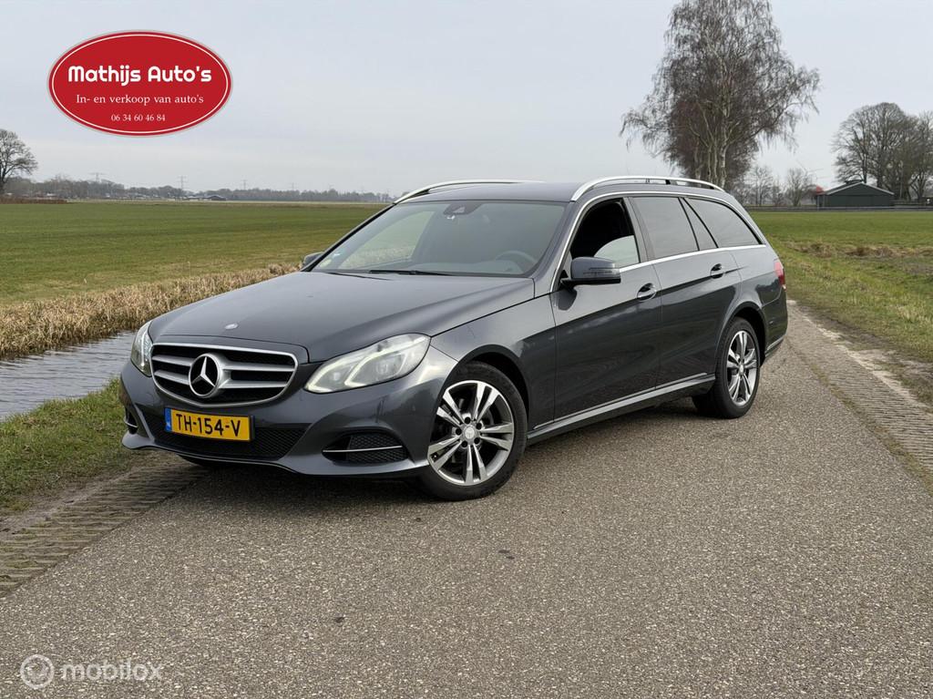 Mercedes E-klasse Estate 220 CDI Elegance Goed onderhouden!, Auto's, Mercedes-Benz, Euro 5, Achterwielaandrijving, Diesel, 19 km/l