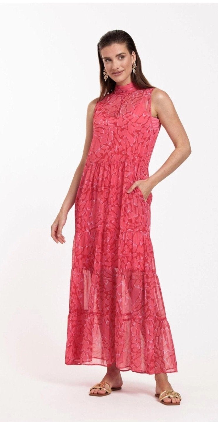 Studio Anneloes jurk.
Farah crepe dress 3733 red/coral, Kleding | Dames, Jurken, Studio Anneloes, Ophalen of Verzenden, Zo goed als nieuw
