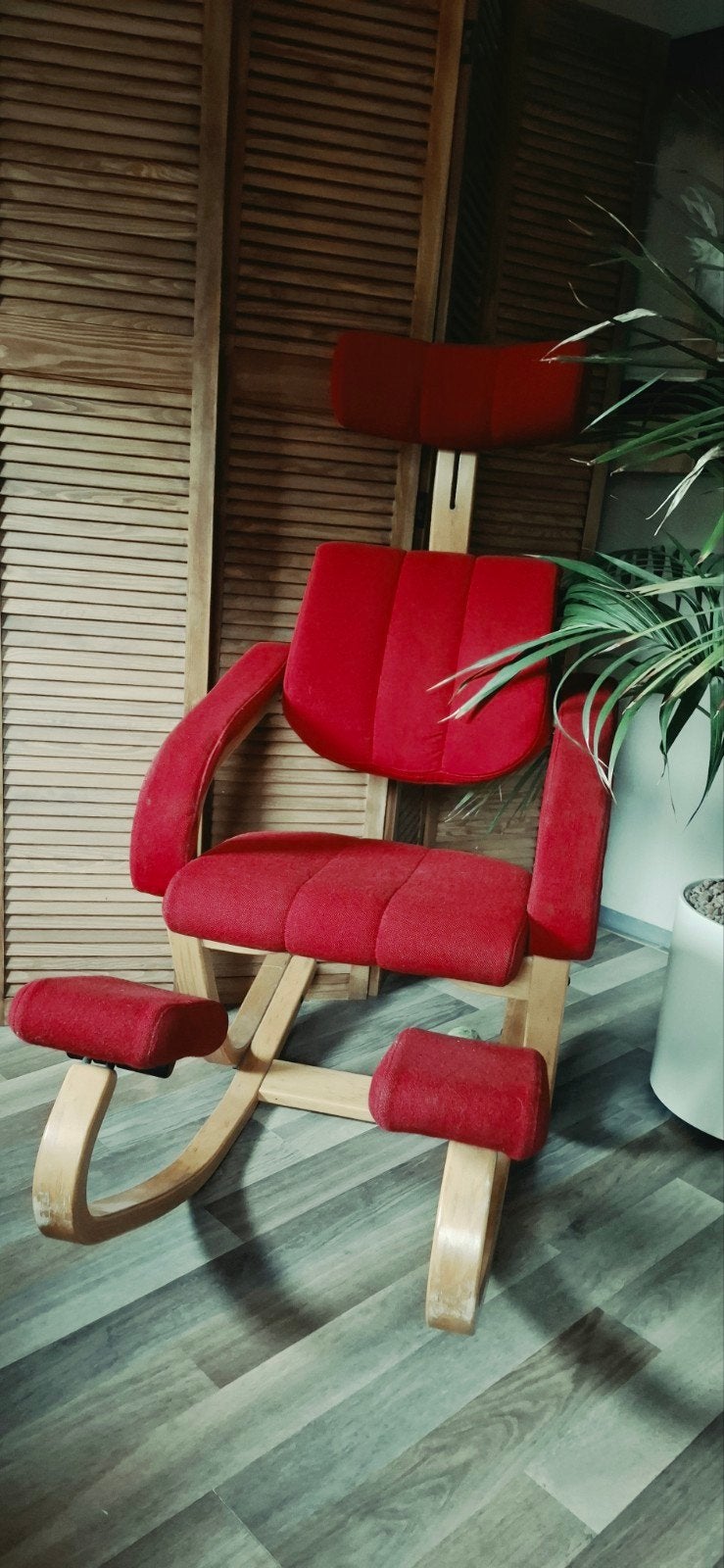 Stokke Varier Gravity Balans Stoel - Ergonomisch Design, Huis en Inrichting, Ophalen, Hout, Gebruikt, Scandinavisch, Ergonomisch