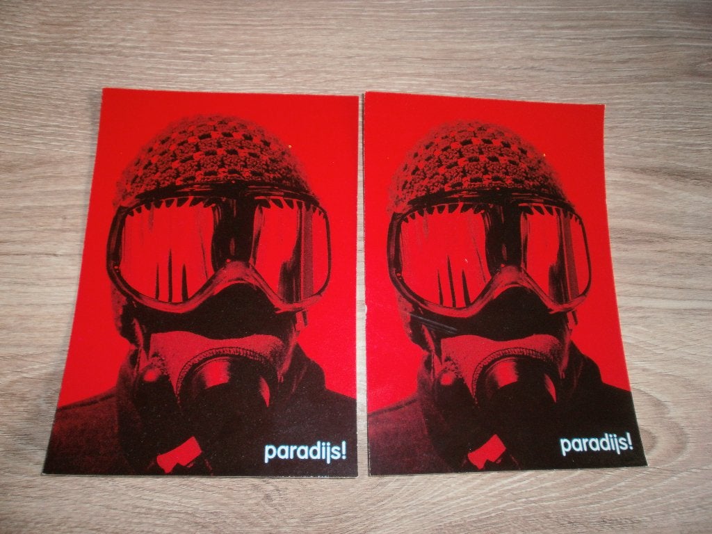 2x Kaart paradijs met gasmasker, Ophalen, 1980 tot heden, Ongelopen, Overige thema's