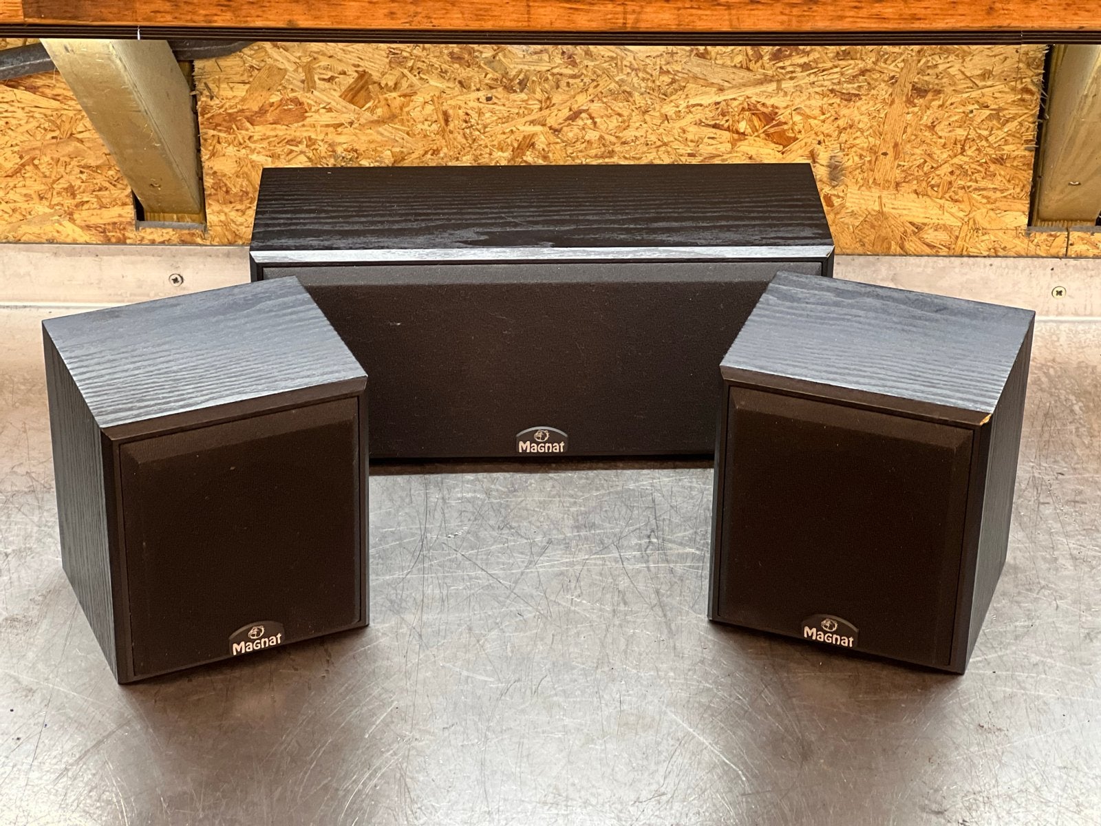 Magnat Speakerset: 2 Boekenplank & 1 Center Speaker, Gebruikt, Ophalen of Verzenden, Geschikt voor surround/home cinema, Magnat