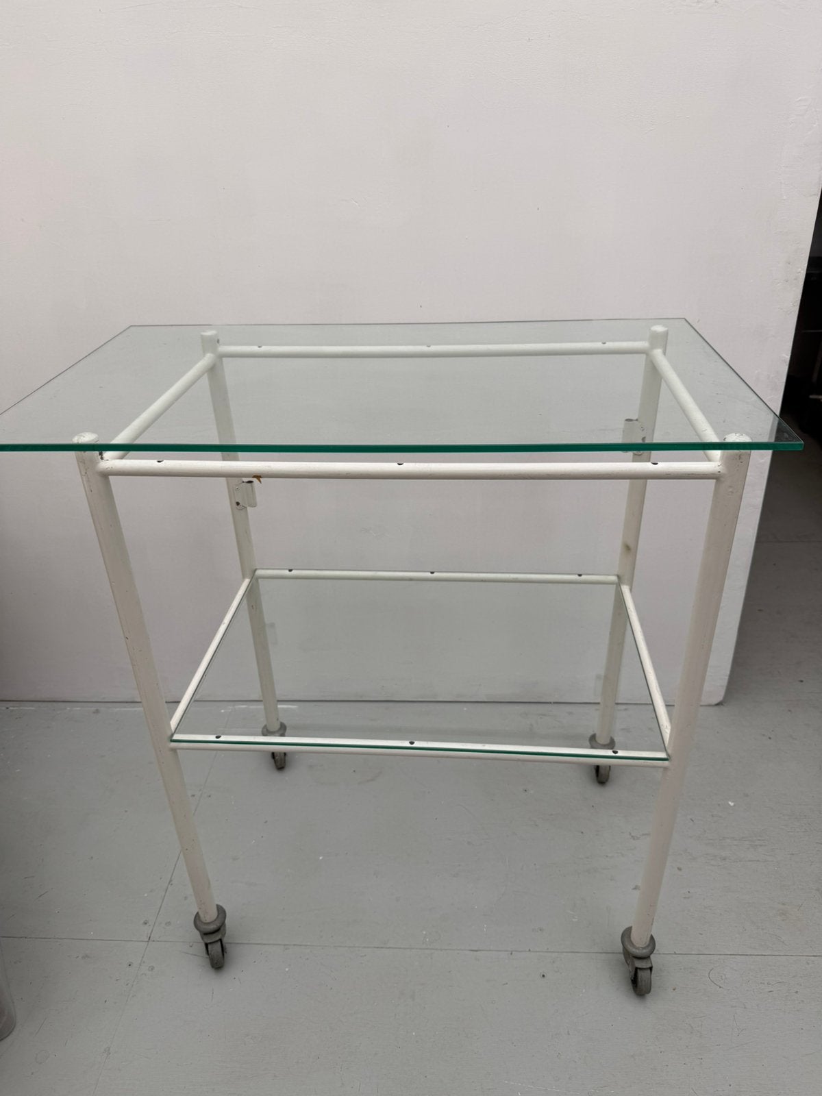 Vintage ziekenhuis trolley, Ophalen