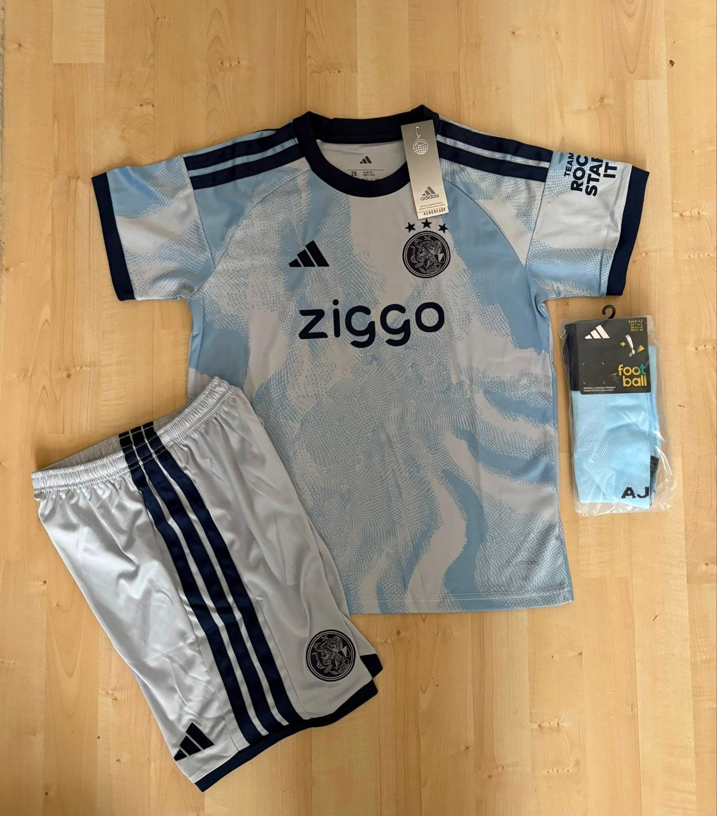 Ajax 26/27 3e tenue maat 164 en 158, Maat XS of kleiner, Ophalen of Verzenden, Shirt