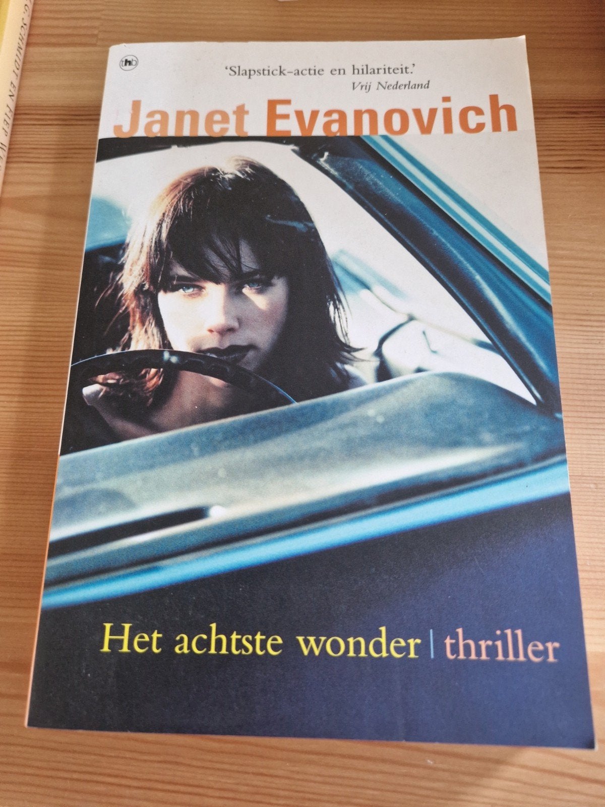 J. Evanovich - Het achtste wonder, Boeken, Thrillers, Ophalen of Verzenden, Zo goed als nieuw, J. Evanovich