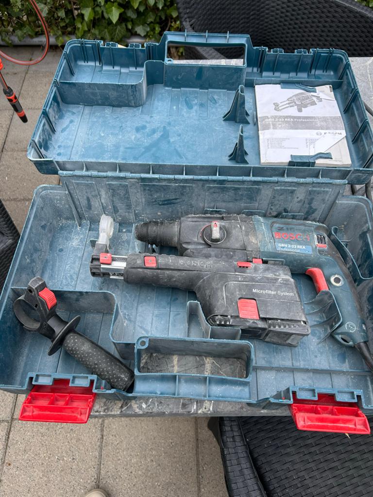 Bosch Boorhamer GBH 2-23 REA Professional met stofafzuiging, Boor- en/of Breekhamer, Ophalen of Verzenden, Klopboormechanisme
