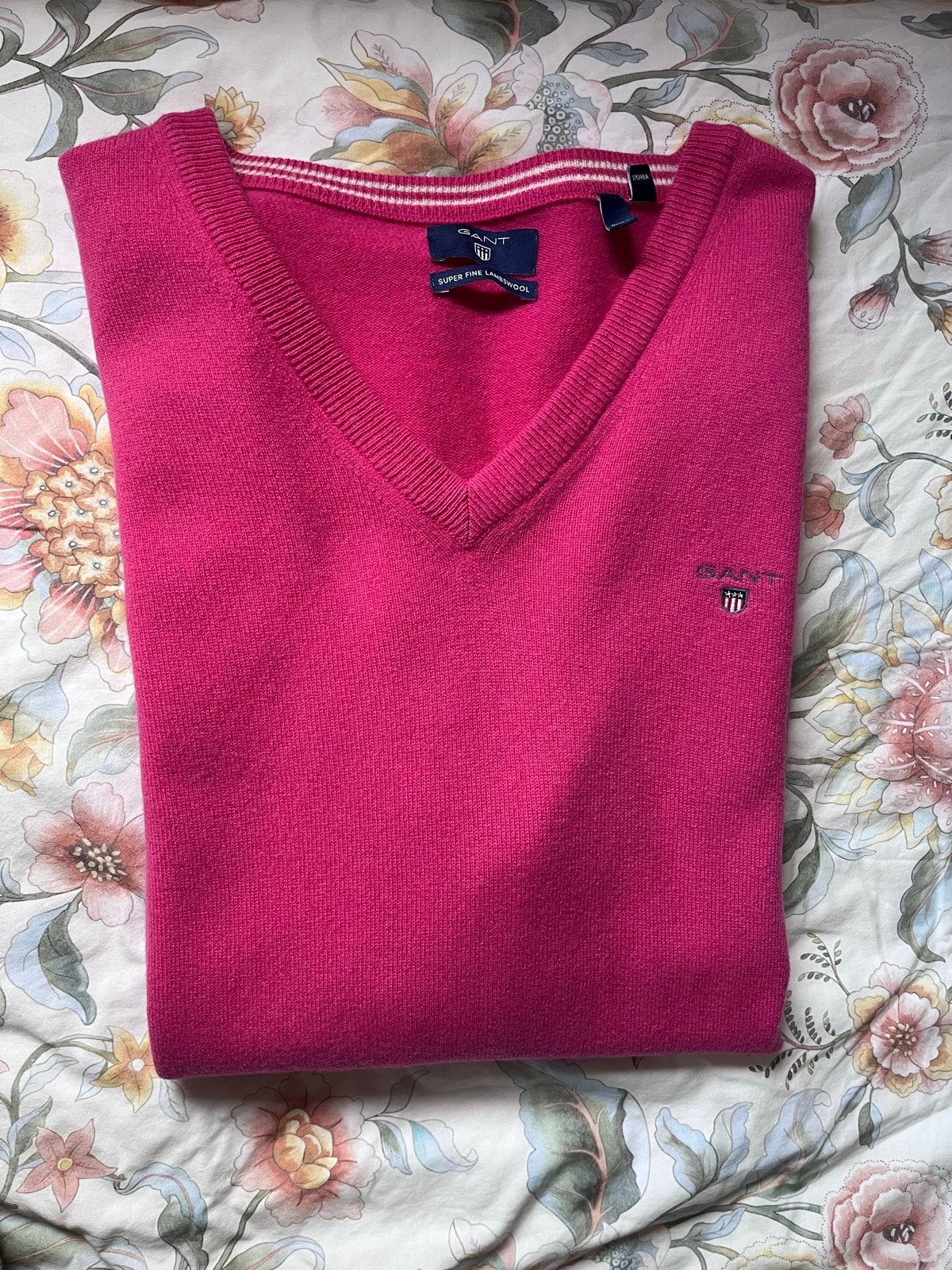 Gant V-hals trui roze lamswol maat L, Ophalen of Verzenden, Zo goed als nieuw, Maat 42/44 (L), Roze