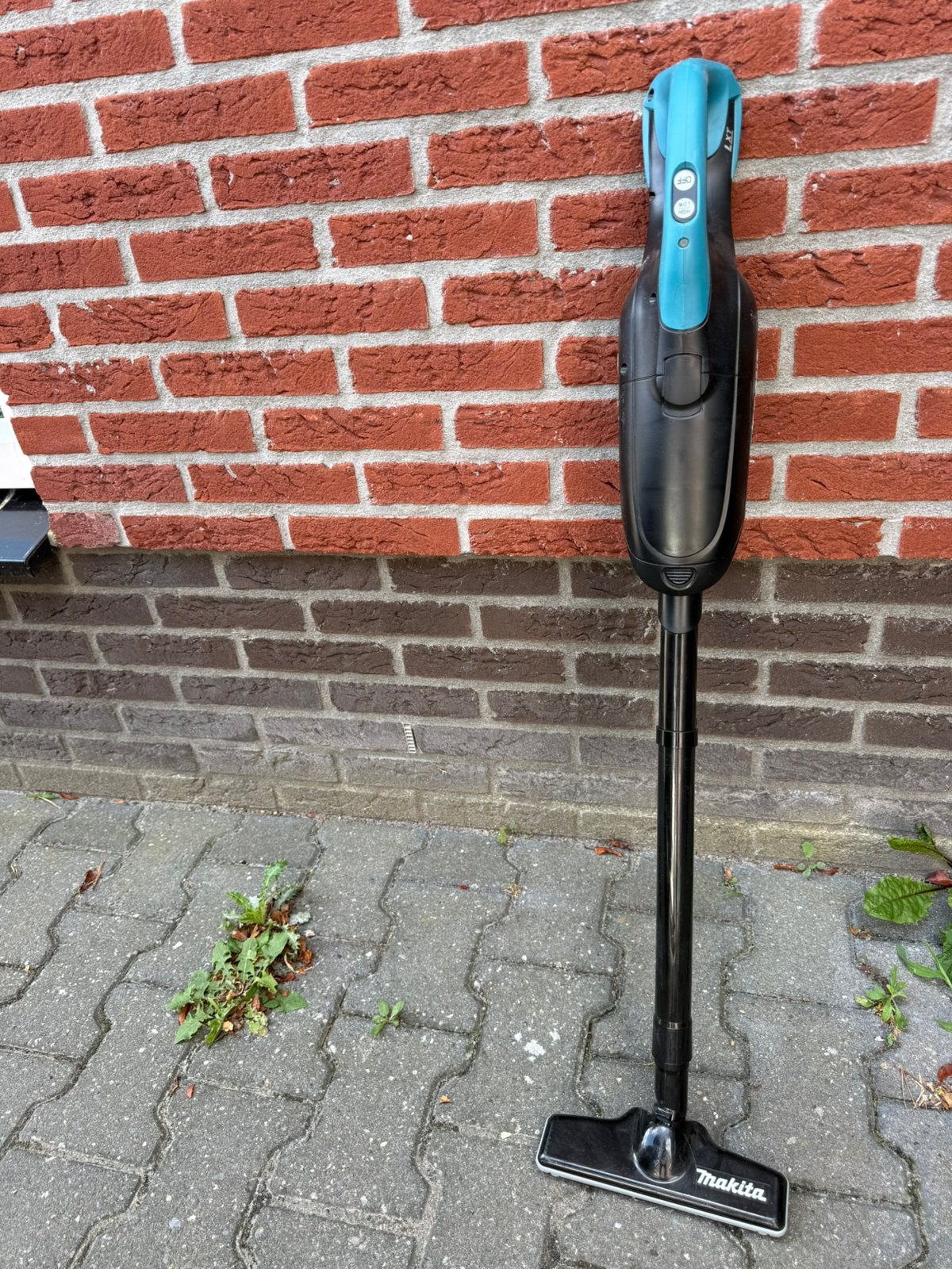 Makita accu stofzuiger, Witgoed en Apparatuur, Stofzuigers, Ophalen, Zo goed als nieuw