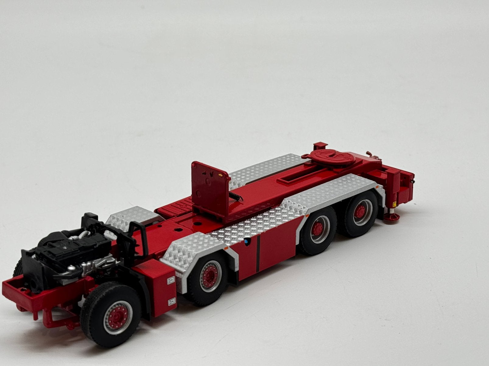 WSI chassis VERBOUW 8x4 + stempelpoten, Hobby en Vrije tijd, Modelauto's | 1:50, ., Nieuw, Ophalen of Verzenden, .