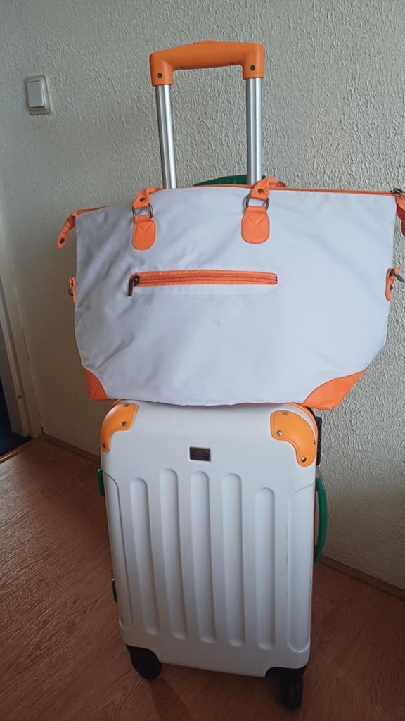 Koffer en tas postcodeloterij, Ophalen of Verzenden, 30 cm of meer