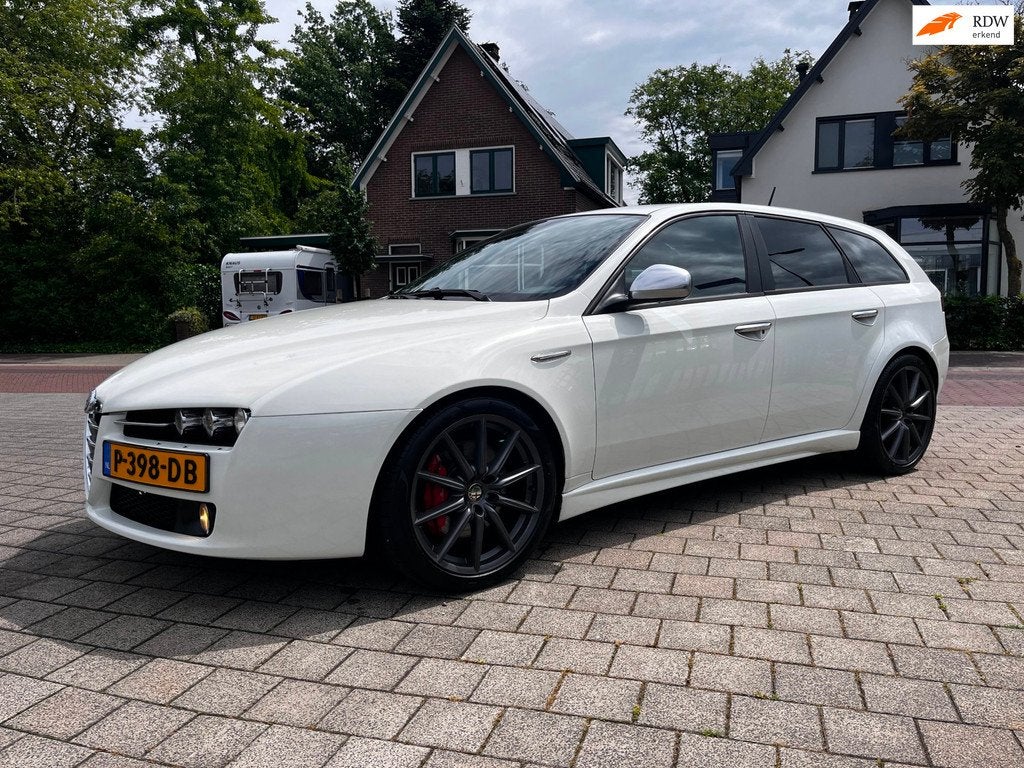 Alfa Romeo 159 Sportwagon 1.7 Ti Distinc 200 PK Ecc Isofix X, Voorwielaandrijving, Euro 5, Gebruikt, Zwart