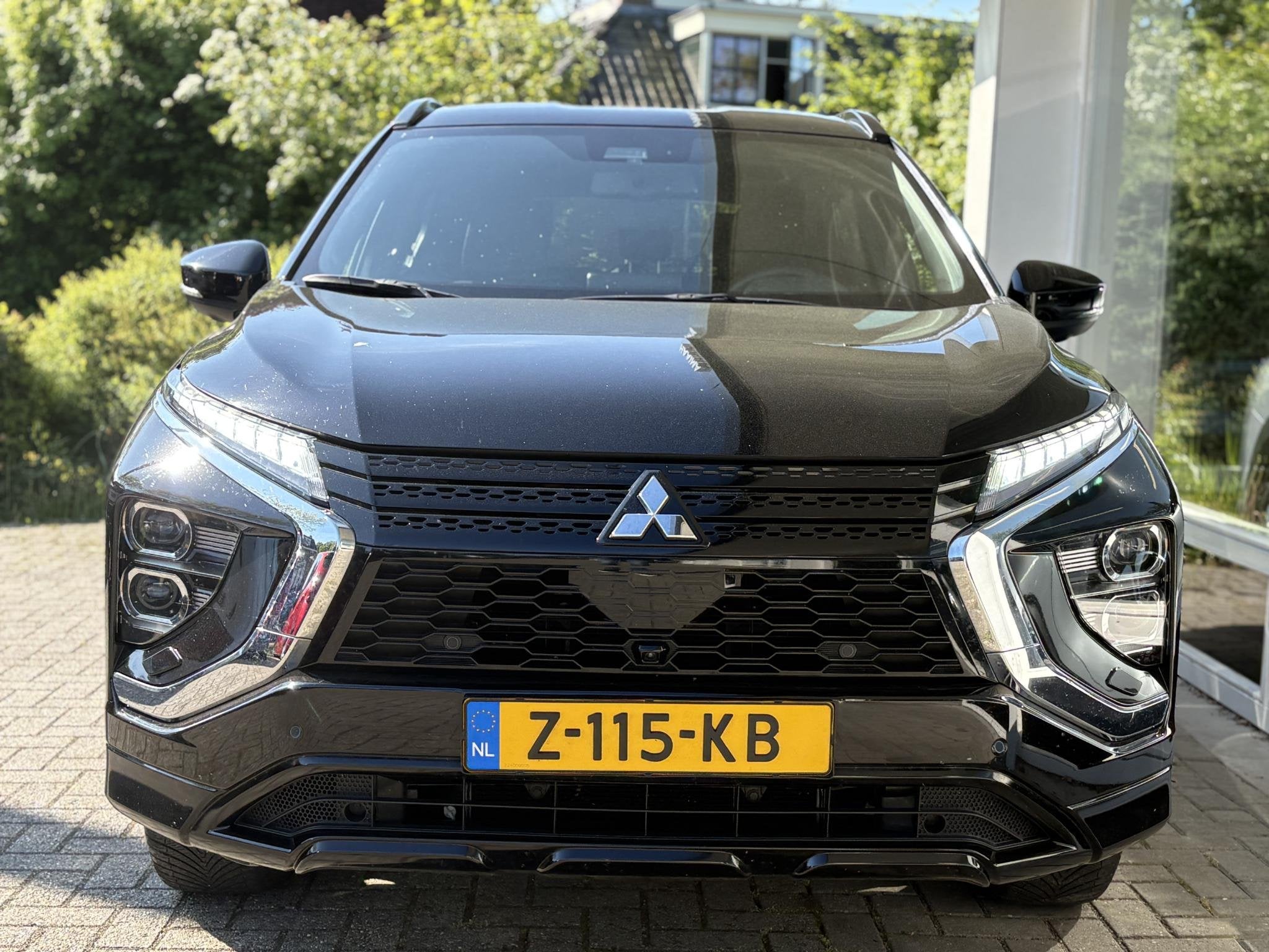 Mitsubishi Eclipse Cross 2.4 PHEV Instyle | Navigatie | Trek, 188 pk, 14 kWh, 4 cilinders, Bedrijf