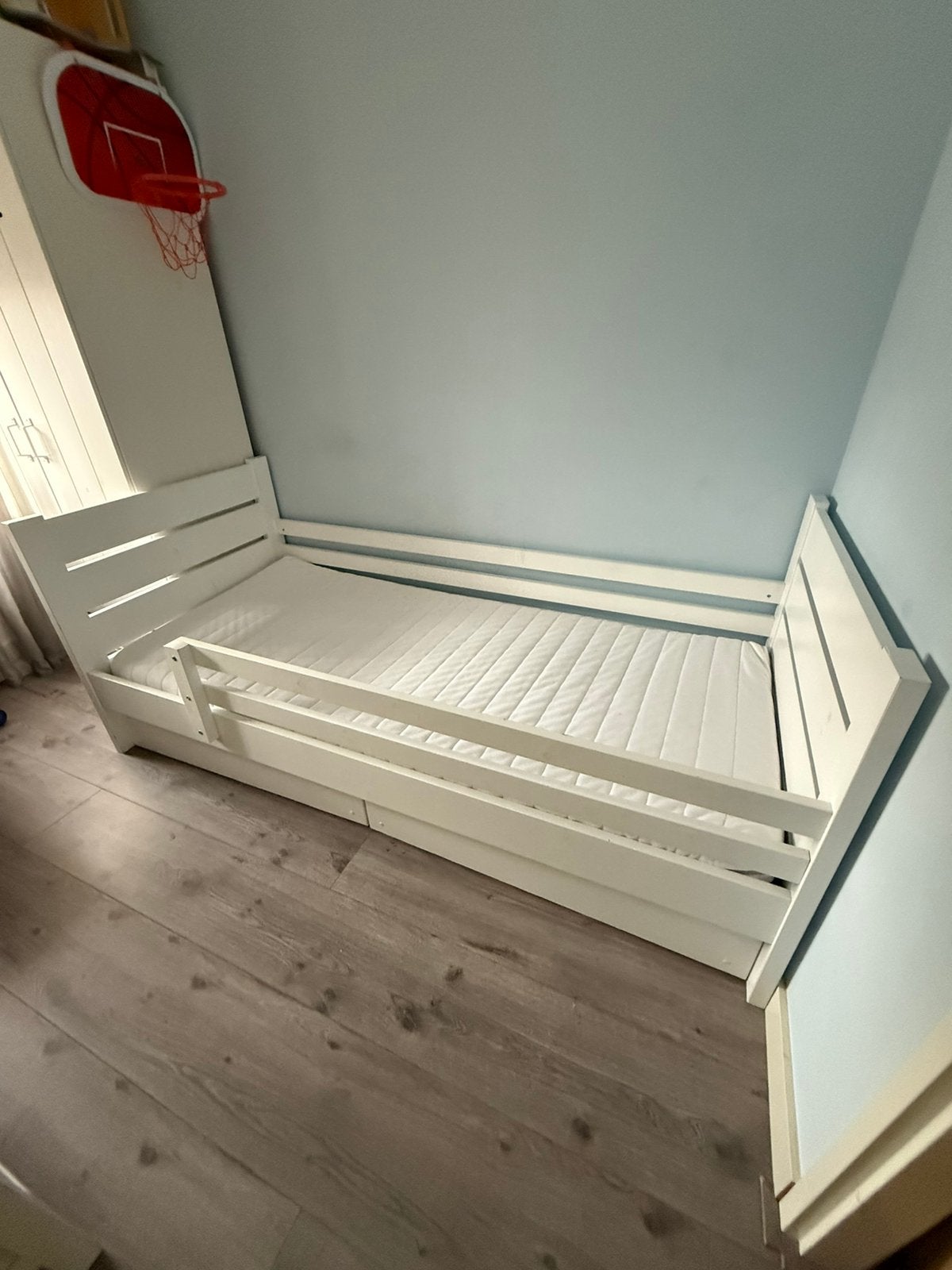 Rockwood Milly & Mo kinderbed wit met lades, Ophalen, 85 tot 100 cm, Gebruikt, Lattenbodem