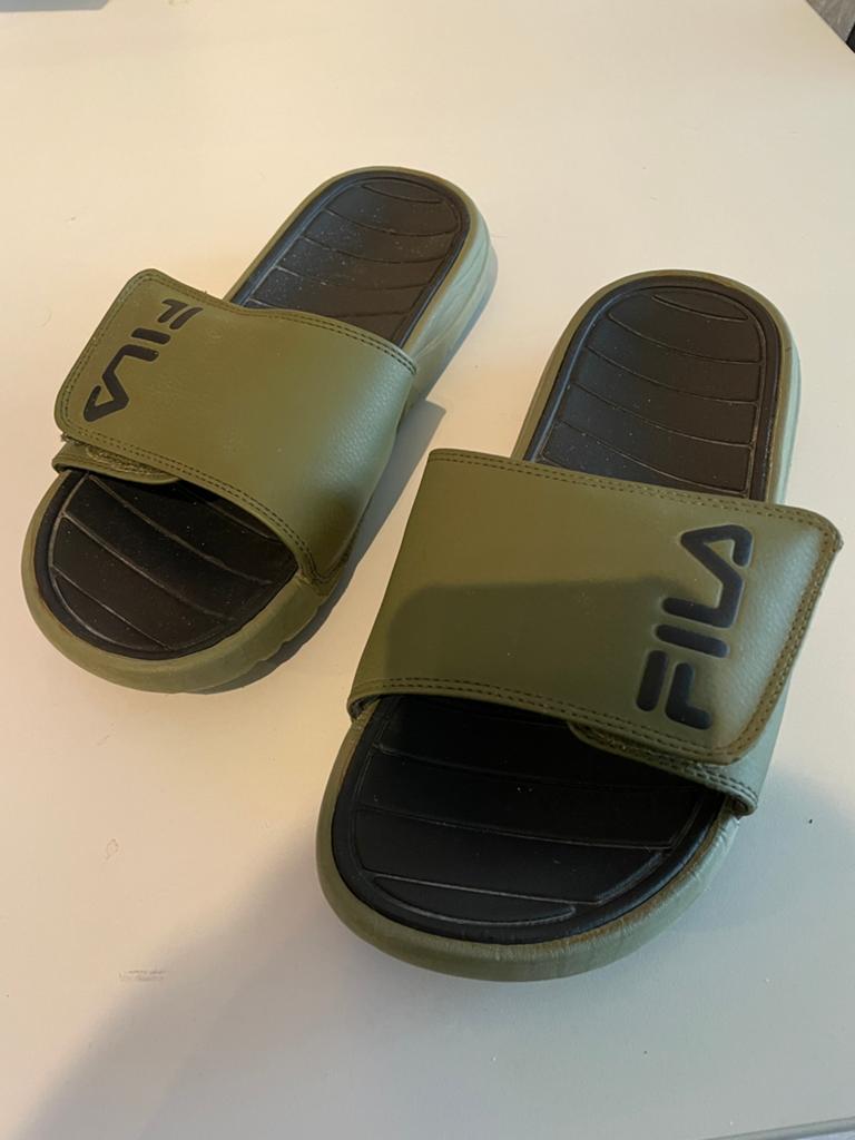 Fila slippers maat 40 - Groen, Kleding | Heren, Schoenen, Ophalen of Verzenden, Gedragen, Overige kleuren, Slippers