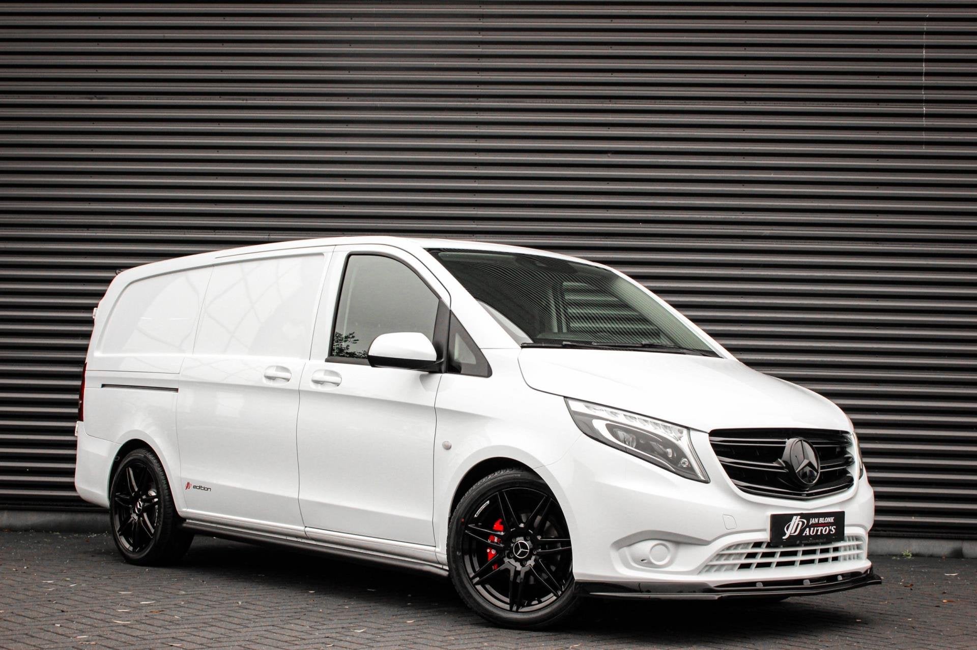 Mercedes-Benz VITO 163PK LANG JB-EDITION FULL BLACK / AMG /, Automaat, Gebruikt, 4 cilinders, 2000 kg