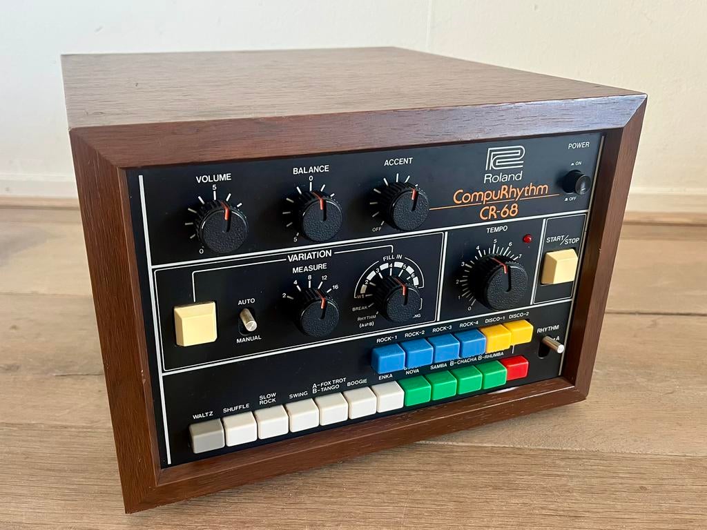 Roland  CR-68, Muziek en Instrumenten, Ophalen, Zo goed als nieuw, Roland