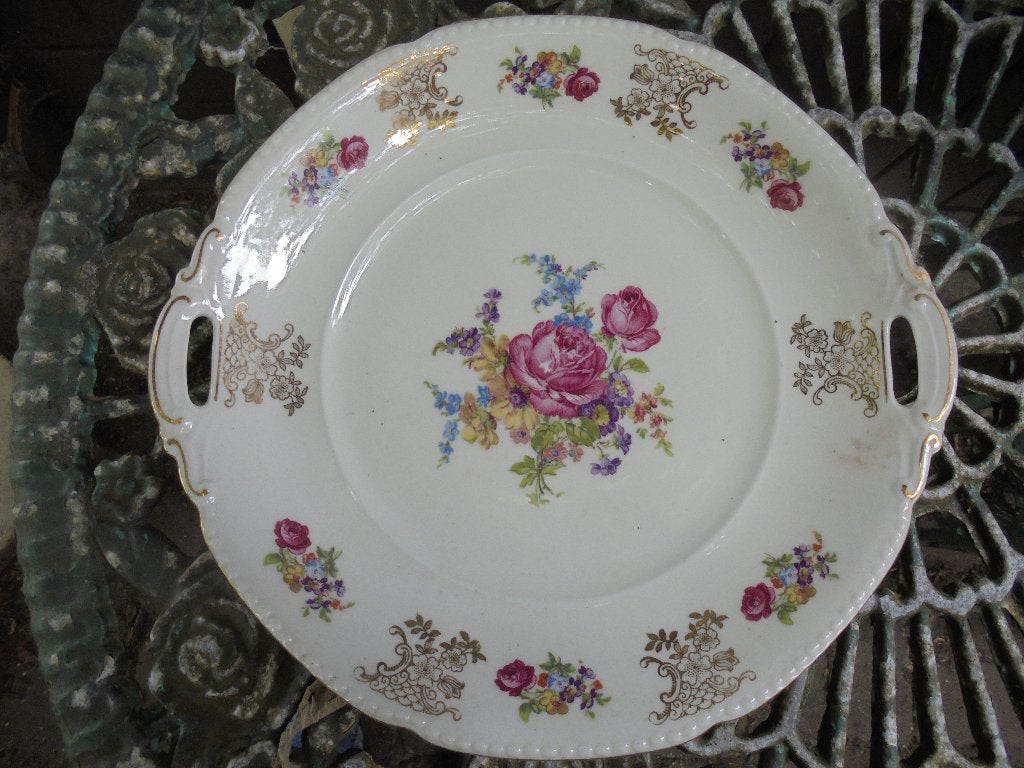 Gebakschaal Mitterteich Bavaria met bloemboeketten roos goud, Antiek en Kunst, Ophalen of Verzenden