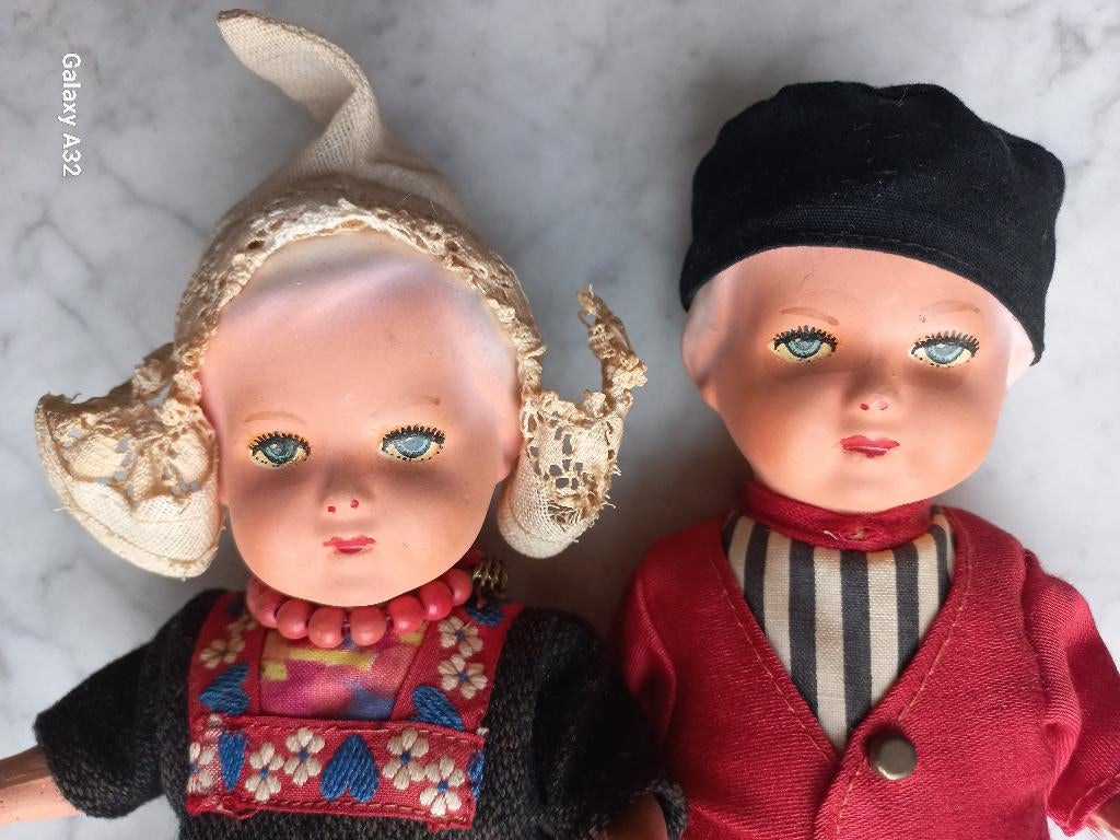 Sierpop - paartje uit Volendam, poppen van Rozetta Dolls, Verzamelen, Poppen, Ophalen of Verzenden, Gebruikt, Pop