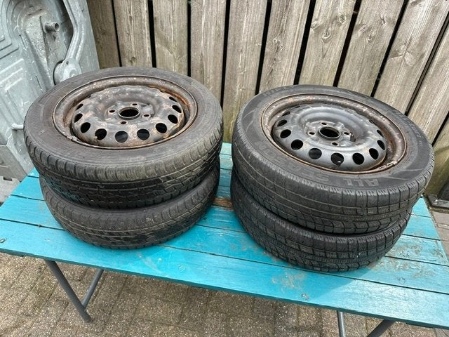 €25.- Setje nog goed voor de APK ! 14inch, Auto-onderdelen, Ophalen, Citroën