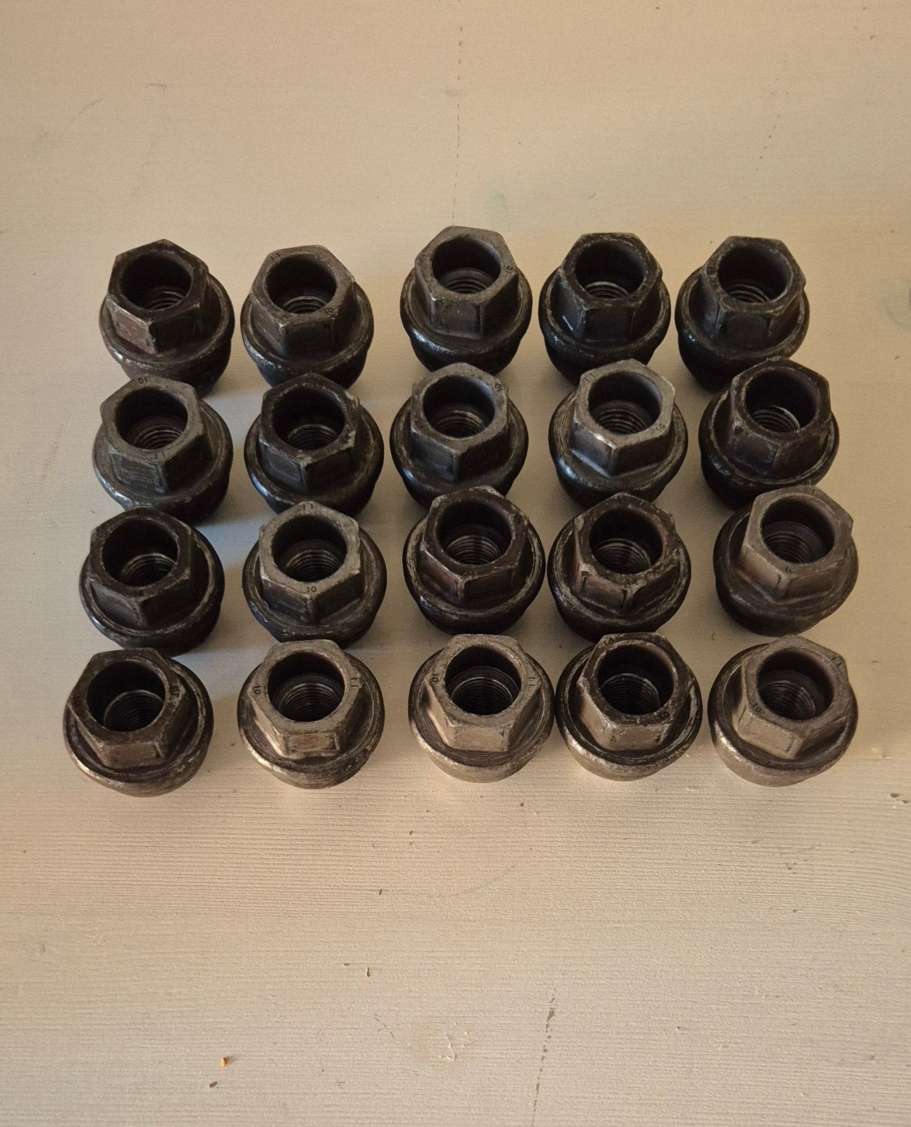 Te koop: Wielmoeren set Ford Transit (20 stuks)
.
Beschrijvi, Ophalen, Gebruikt, Ford