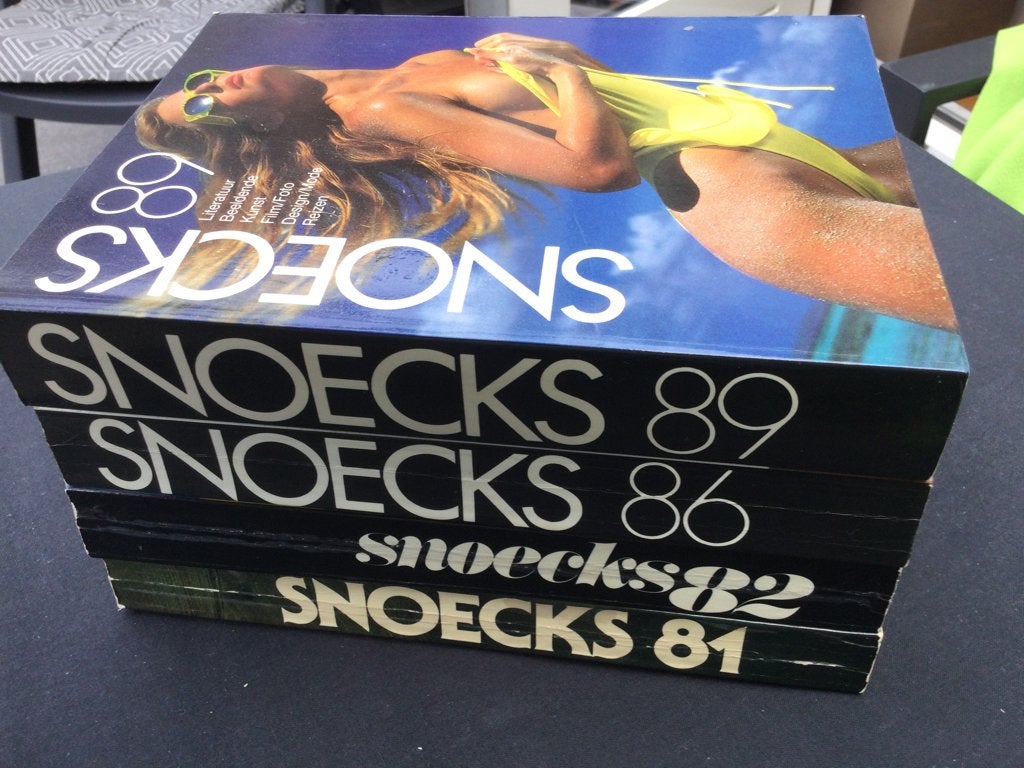 Snoeck's Jaarboeken 1981, 1982, 1986, 1989, Boeken, Ophalen of Verzenden, Gelezen, Overige onderwerpen