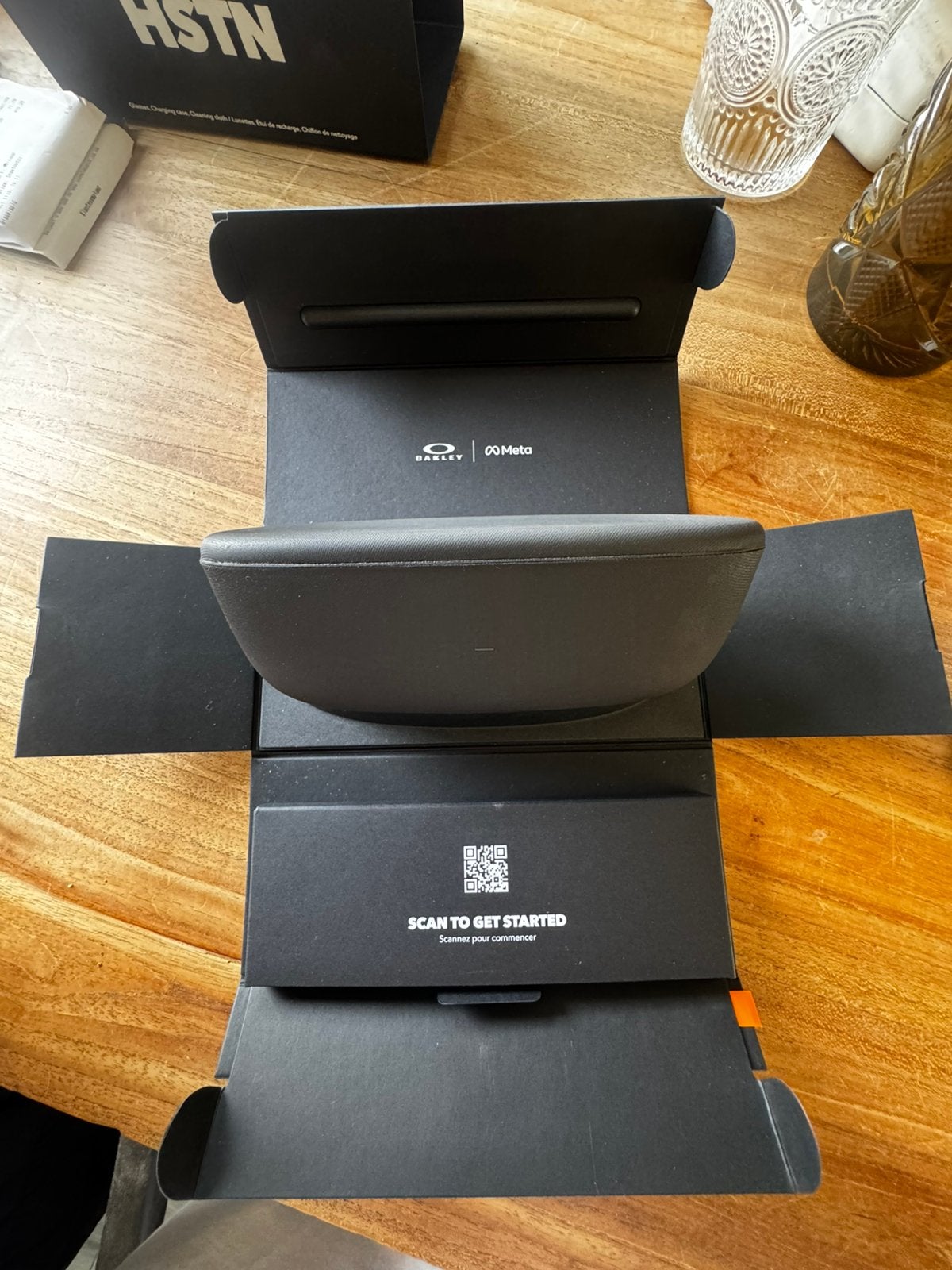 Oakley | Meta | 1 jaar garanatie., Zonnebril, Zwart, Ophalen of Verzenden, Zo goed als nieuw