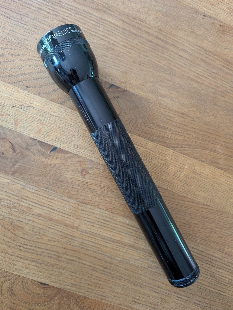 Maglite Staaflamp type 3 D-cell (zwart), Ophalen of Verzenden, Gebruikt, Batterij