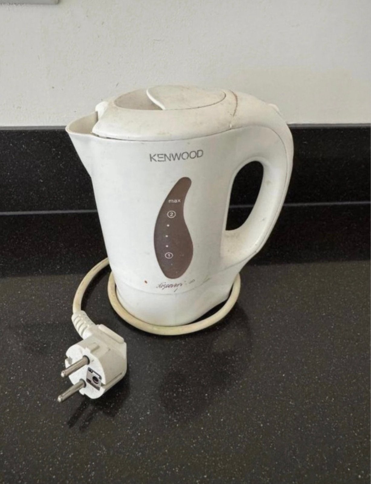 Kenwood waterkoker - Wit, Gebruikt, 1 tot 2 liter, Ophalen of Verzenden, Gebruikt